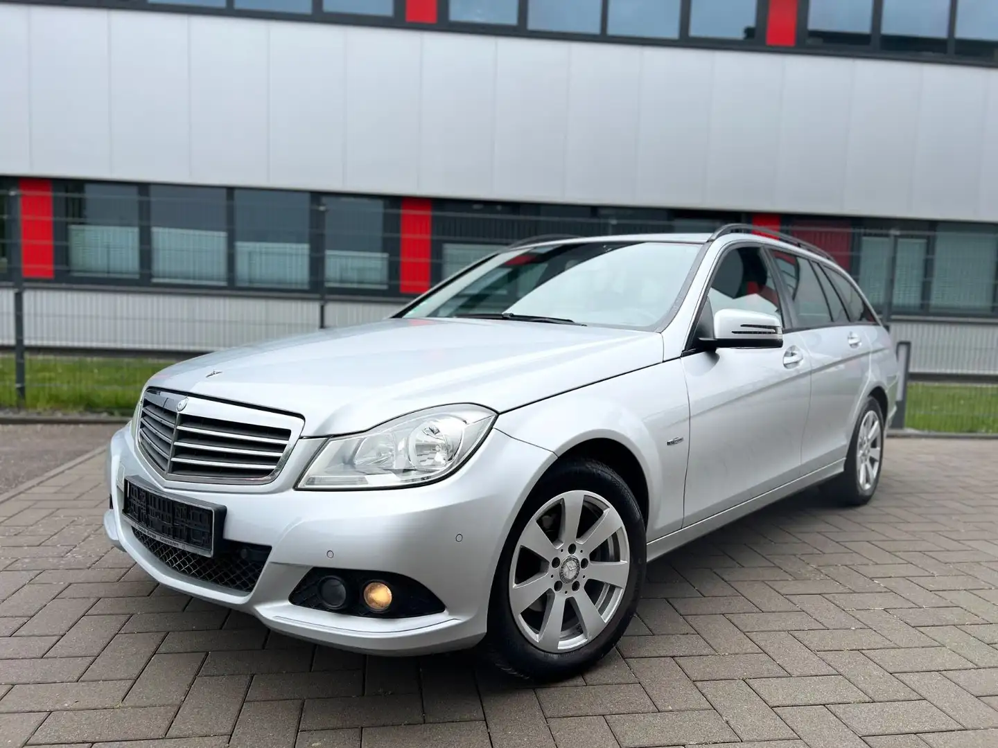 Mercedes-Benz C 200 T-Modell C 200 T CDI BlueEfficiency Automatik Silber - 2