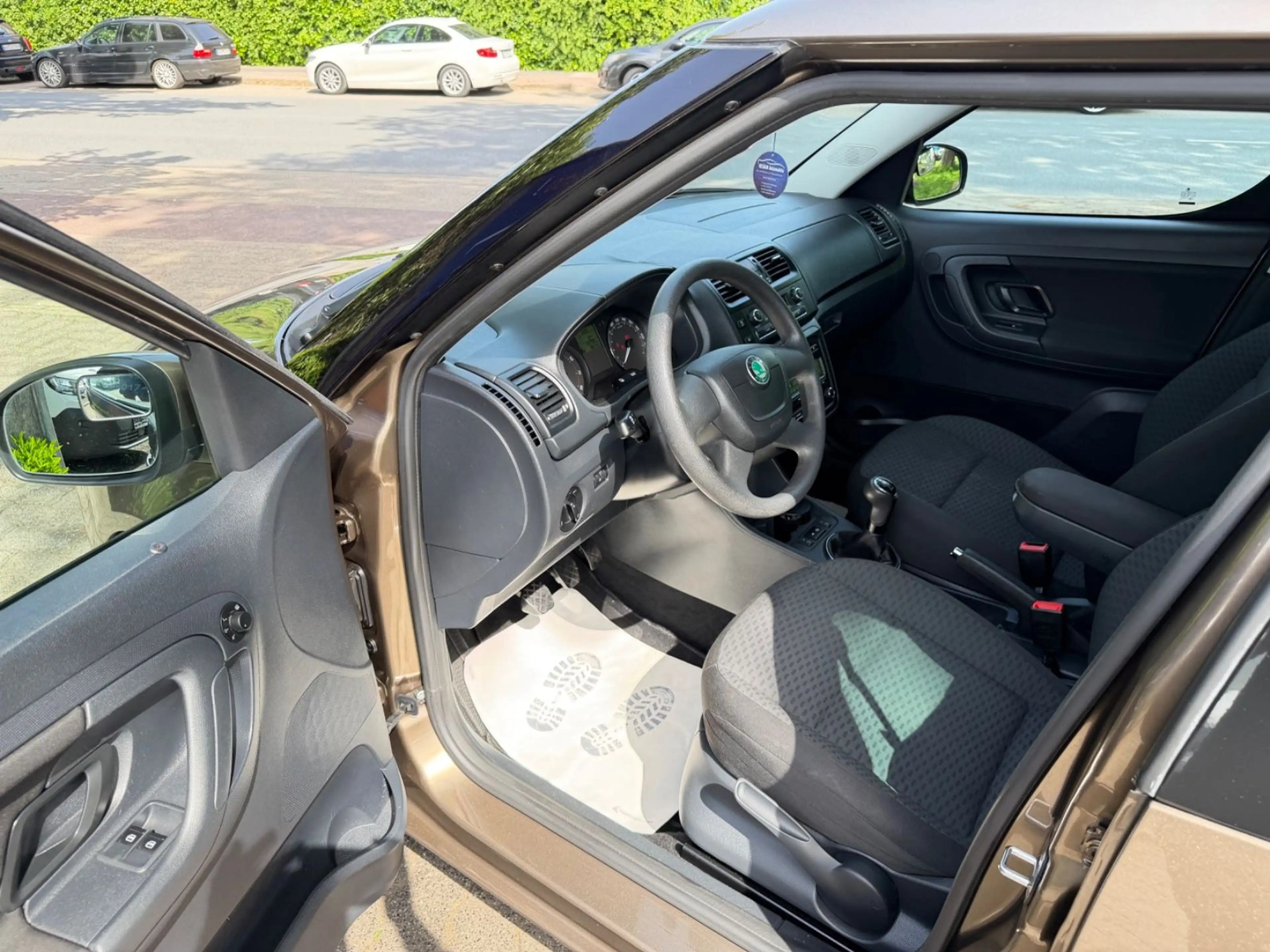 Skoda Roomster Ambition Plus Edition*KLIMATR*SHZ*PDC* — photo 10