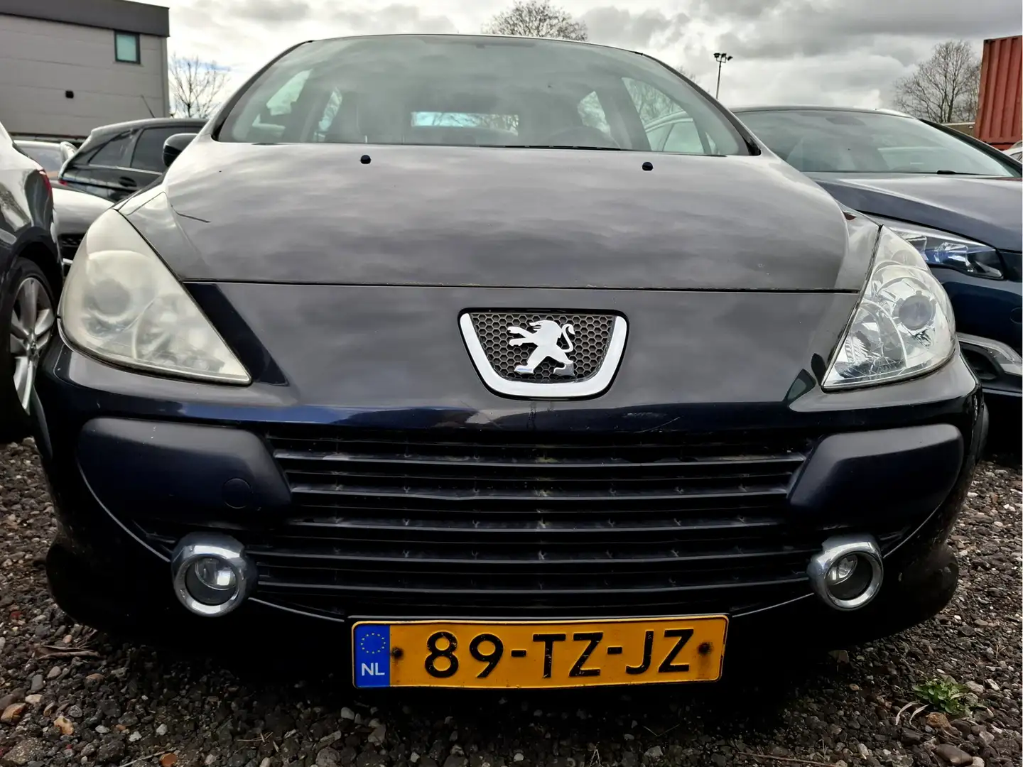 Peugeot 307 1.6 HDi XT Negro - 2