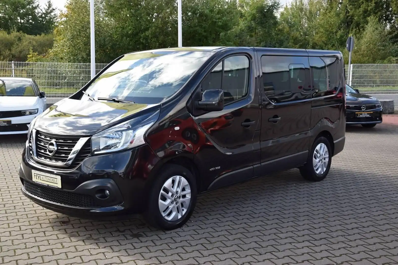 Nissan NV300 NV 300 2.0 dCi 145 L1H1, NAVI Negru - 2