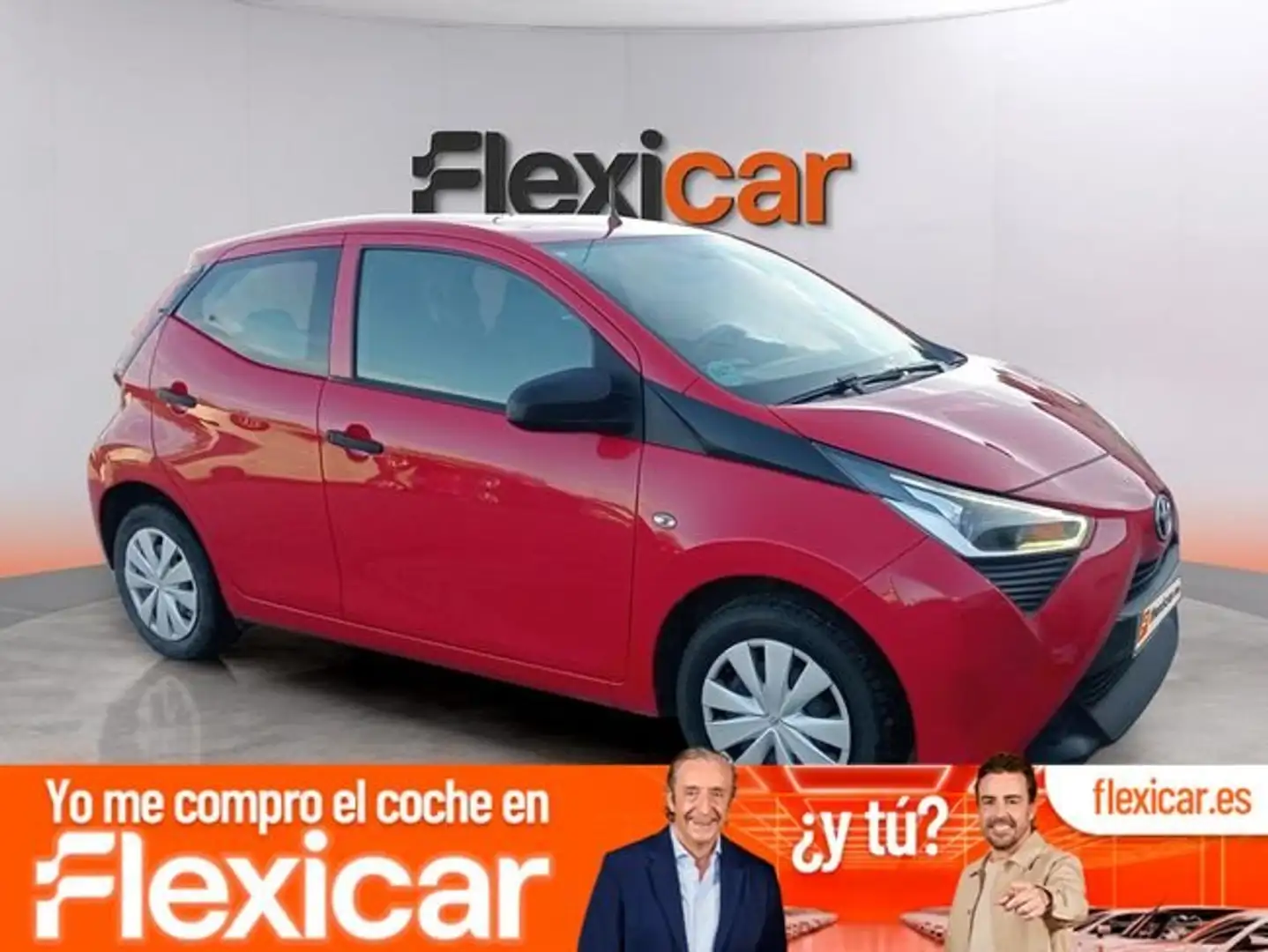 Toyota Aygo 70 x-play Rojo - 1