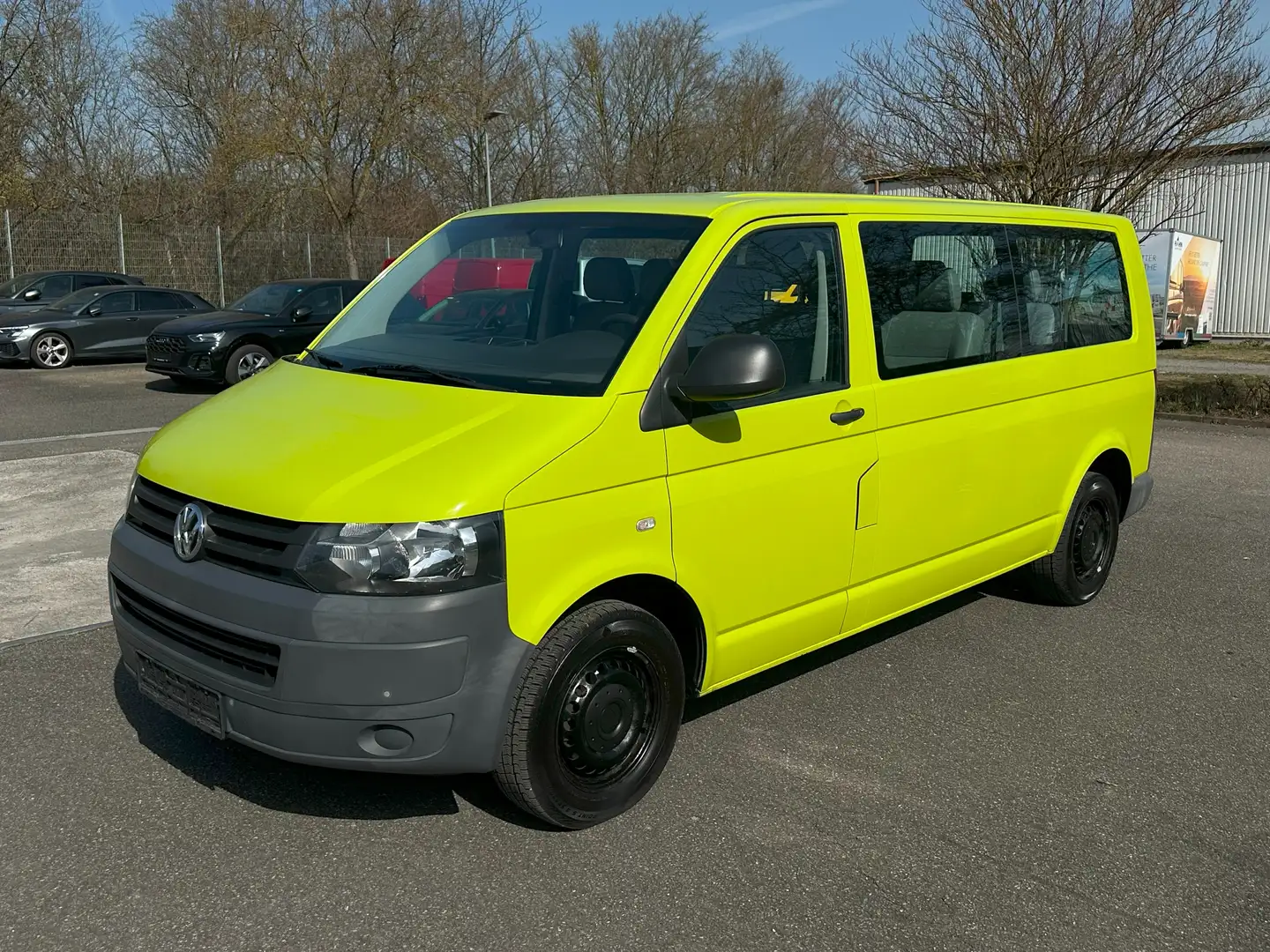Volkswagen T5 Shuttle T 5.1 2.0 TDI LANG 9-Sitzer KLIMA AHK PDC Grau - 1