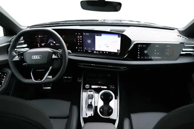 Audi A6 view 11