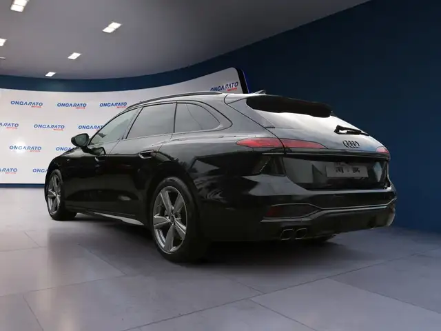 Audi A6 view 7