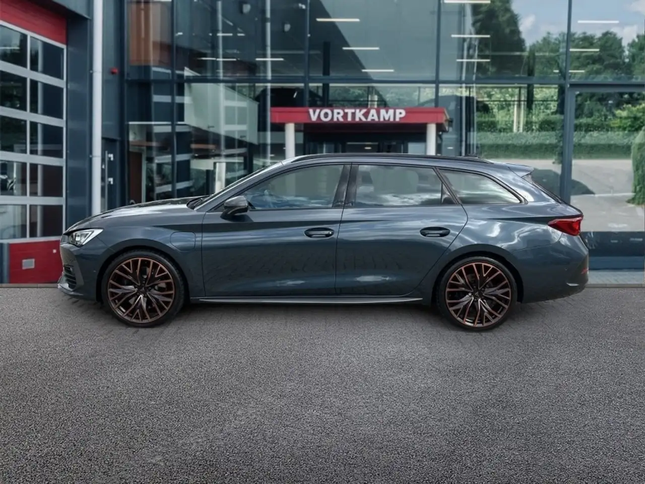 Cupra Leon 1.4 TSI eHYBRID VZ PANO-DAK/CAMERA/ELEK-KLEP/ACC/S, миниатюра 8