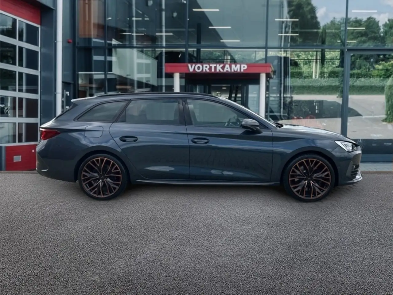 Cupra Leon 1.4 TSI eHYBRID VZ PANO-DAK/CAMERA/ELEK-KLEP/ACC/S, миниатюра 4