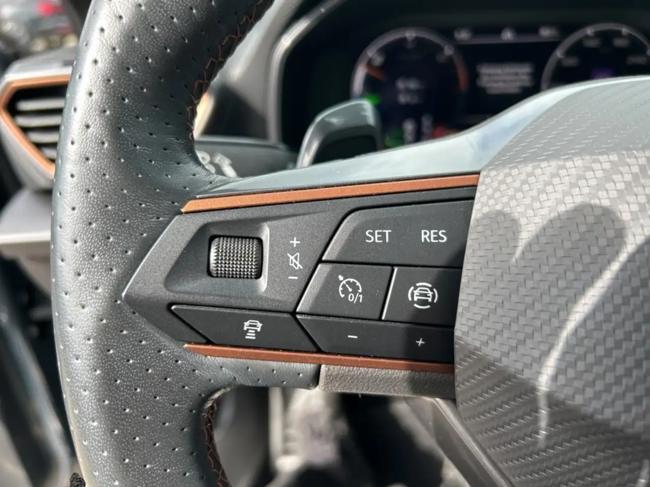 Cupra Leon 1.4 TSI eHYBRID VZ PANO-DAK/CAMERA/ELEK-KLEP/ACC/S, миниатюра 18