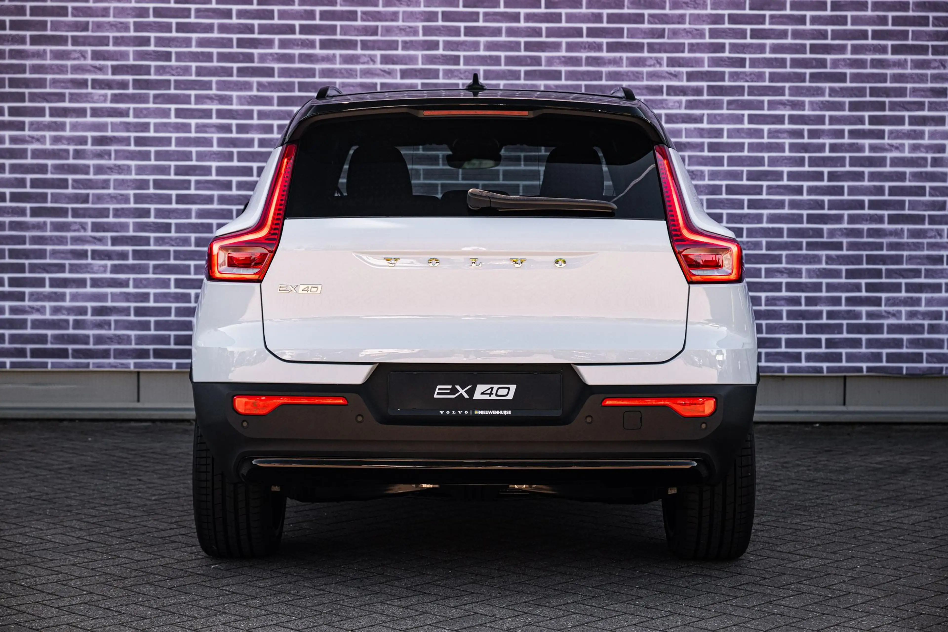 Volvo EX40 Single Motor Plus Europa 70 kWh | Adaptive Cruise — photo 11