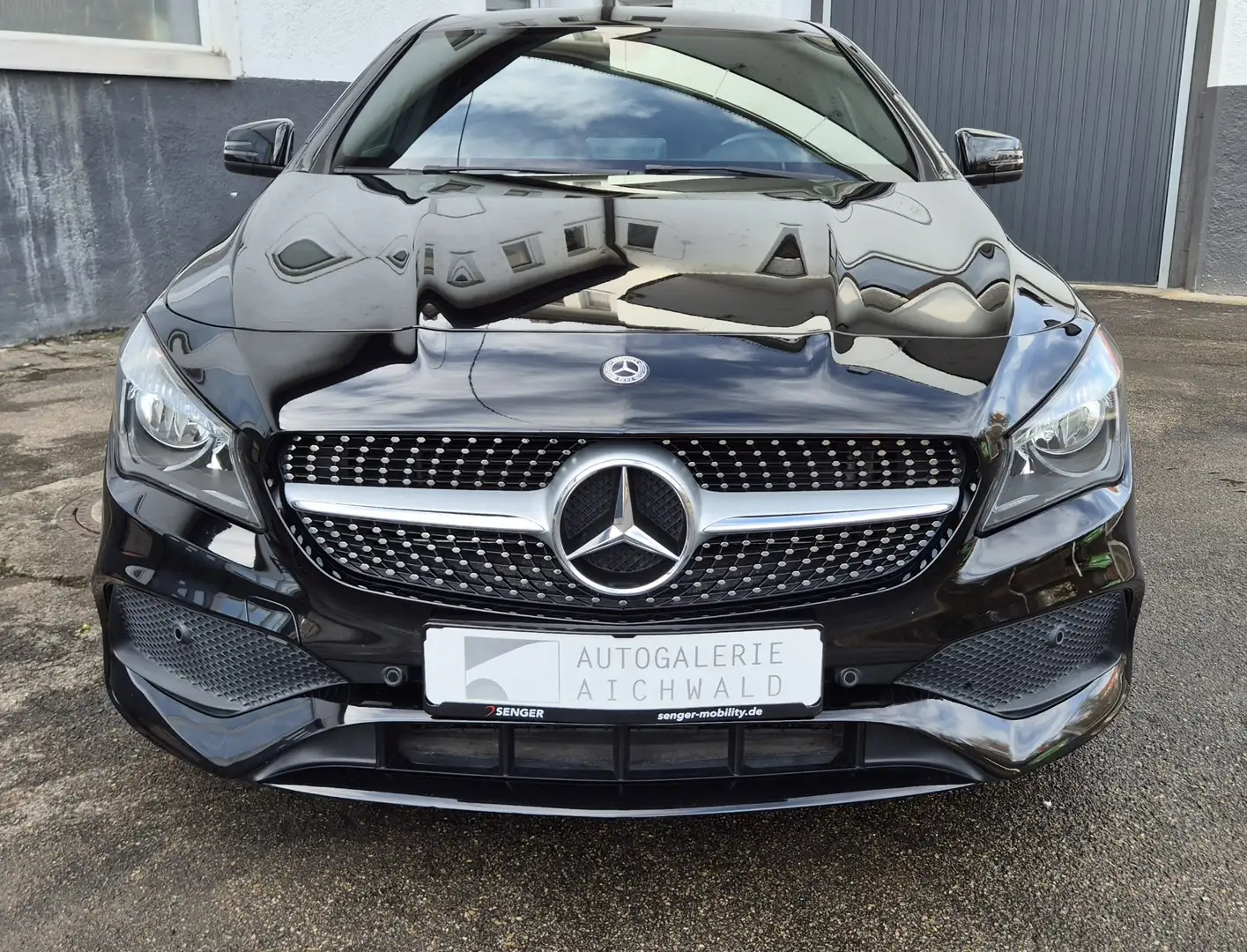 Mercedes-Benz CLA 180 CLA 180 AMG Line,TOP! Schwarz - 2