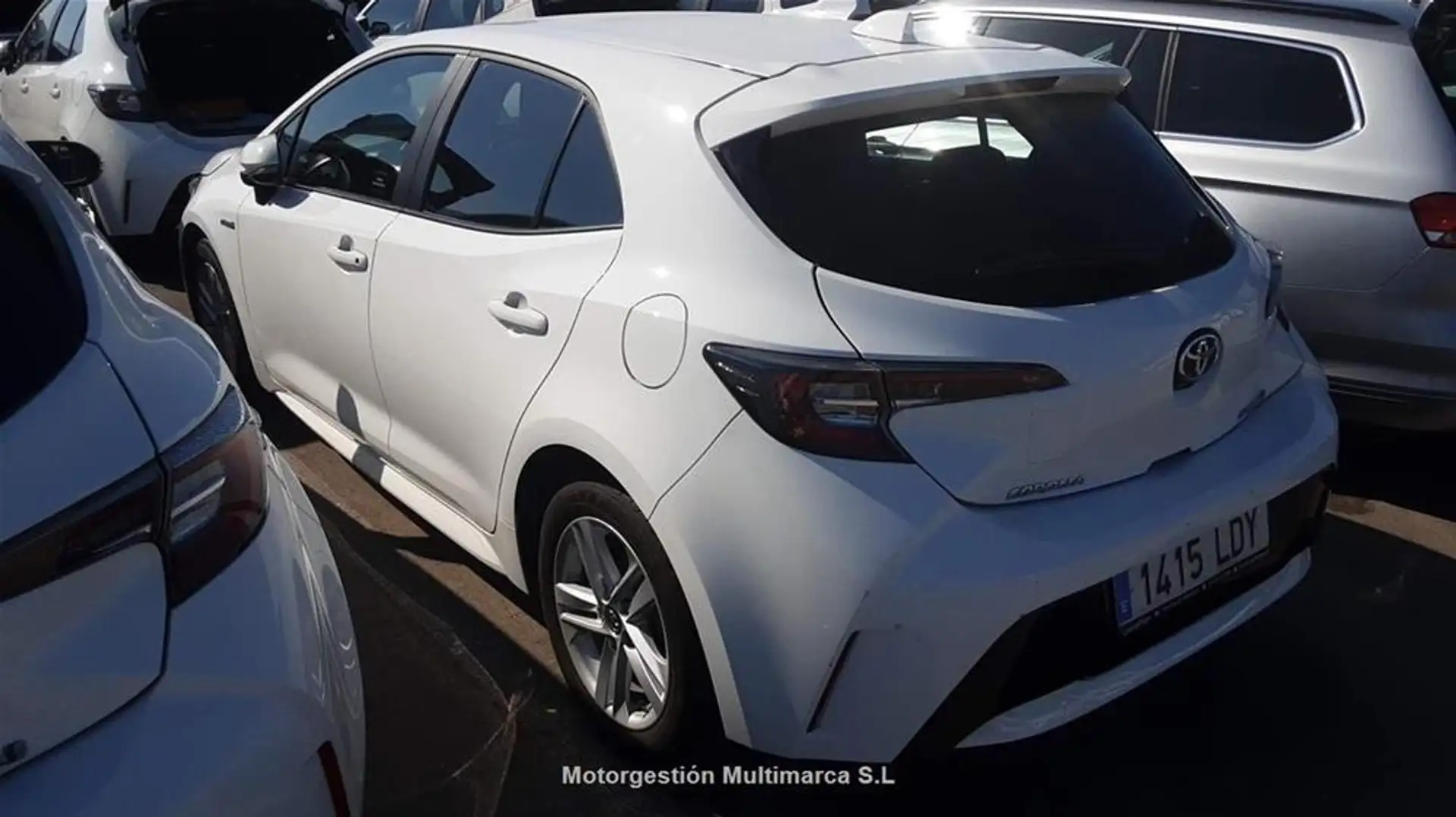 Toyota Corolla 1.8 125H ACTIVE E-CVT - 2