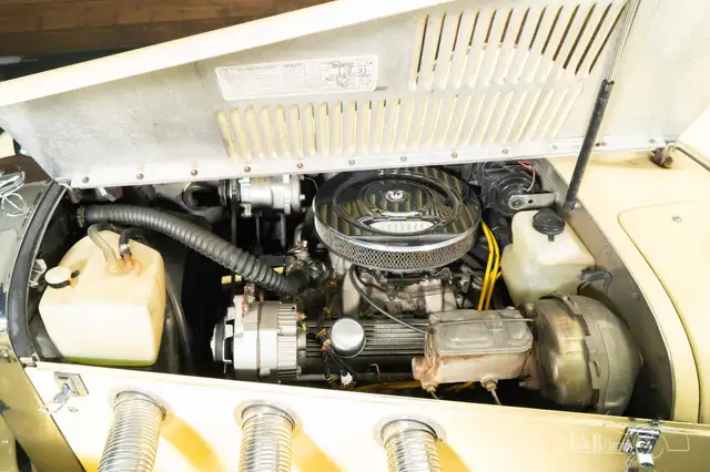 Oldtimer Excalibur view 5