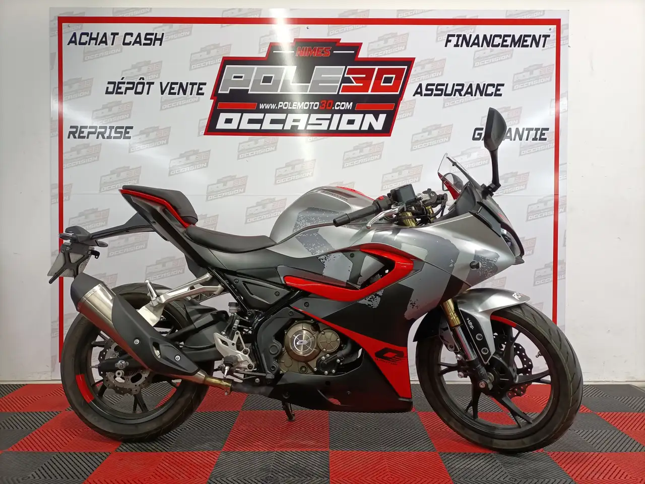 QJ Motor SRK 125 R