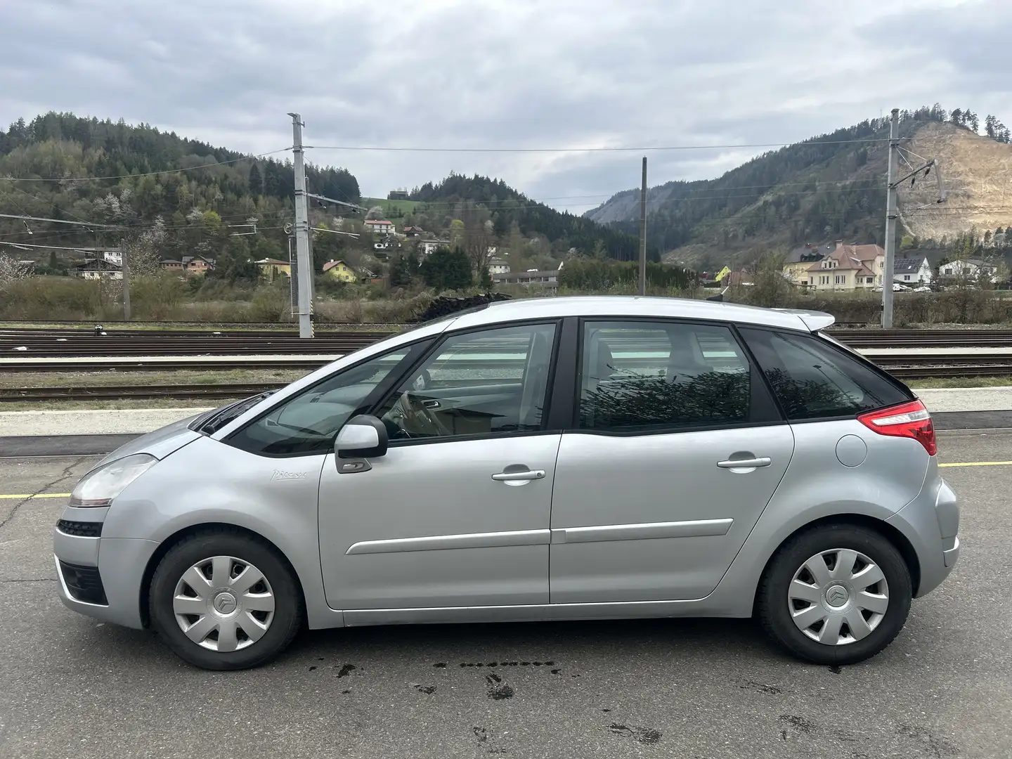 Citroen C4 Picasso 2,0i 16V SX EGS6 - 1
