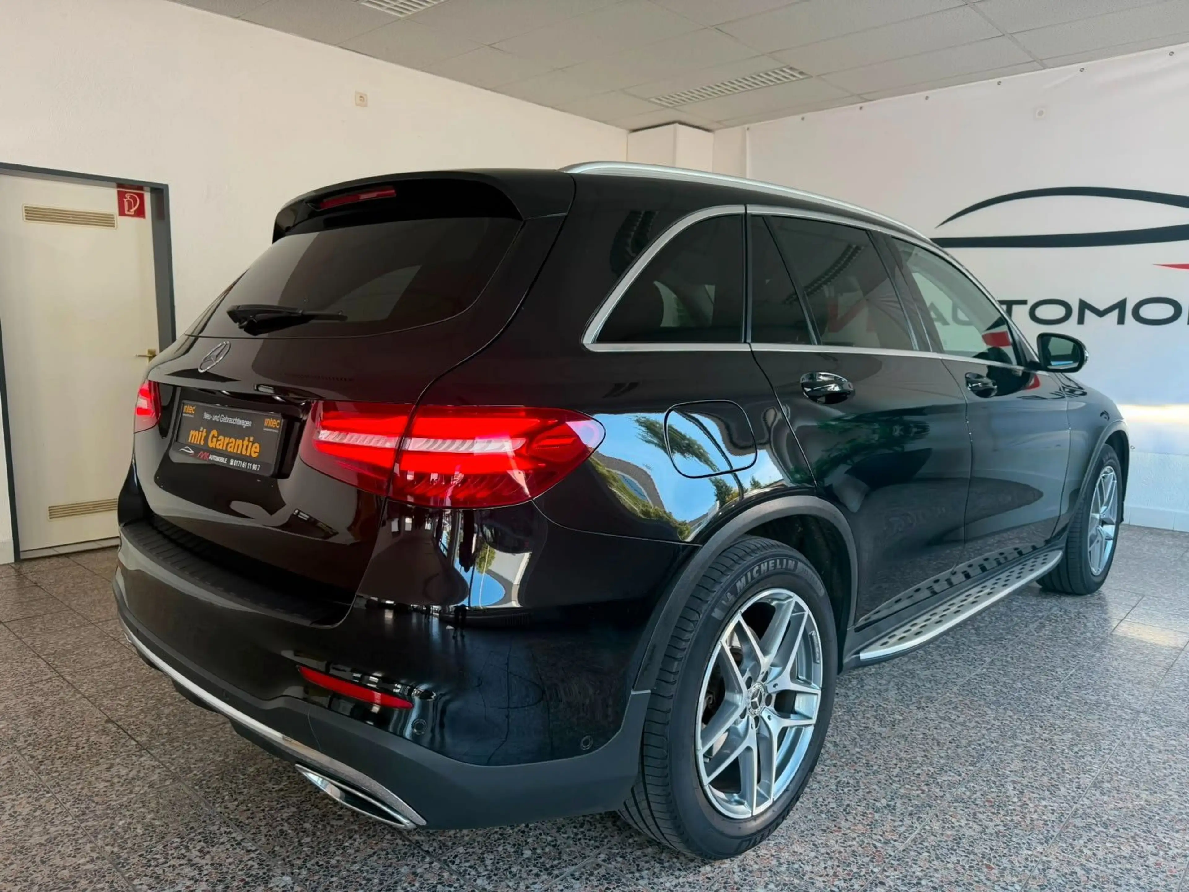 Mercedes-Benz GLC 250 d 4Matic AMG Pano Kamera LED ACC Leder — photo 8