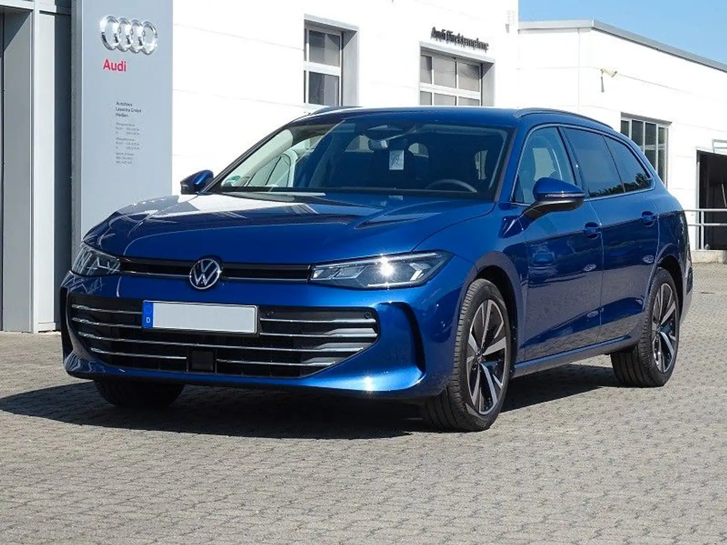 Volkswagen Passat Variant 2.0 TDI DSG Business "IQ.DRIVE" Bleu - 1