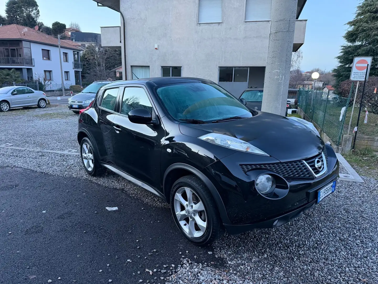 Nissan Juke 1.5 dci Tekna Nero - 2