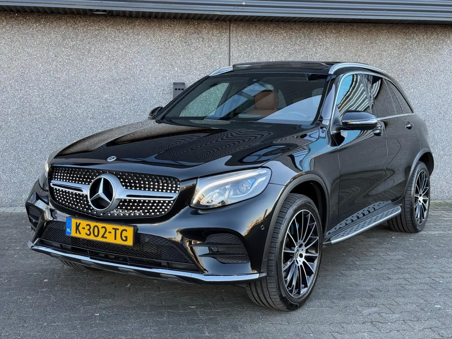 Mercedes-Benz GLC 350 350e 4MATIC AMG Pano Leder Negro - 2