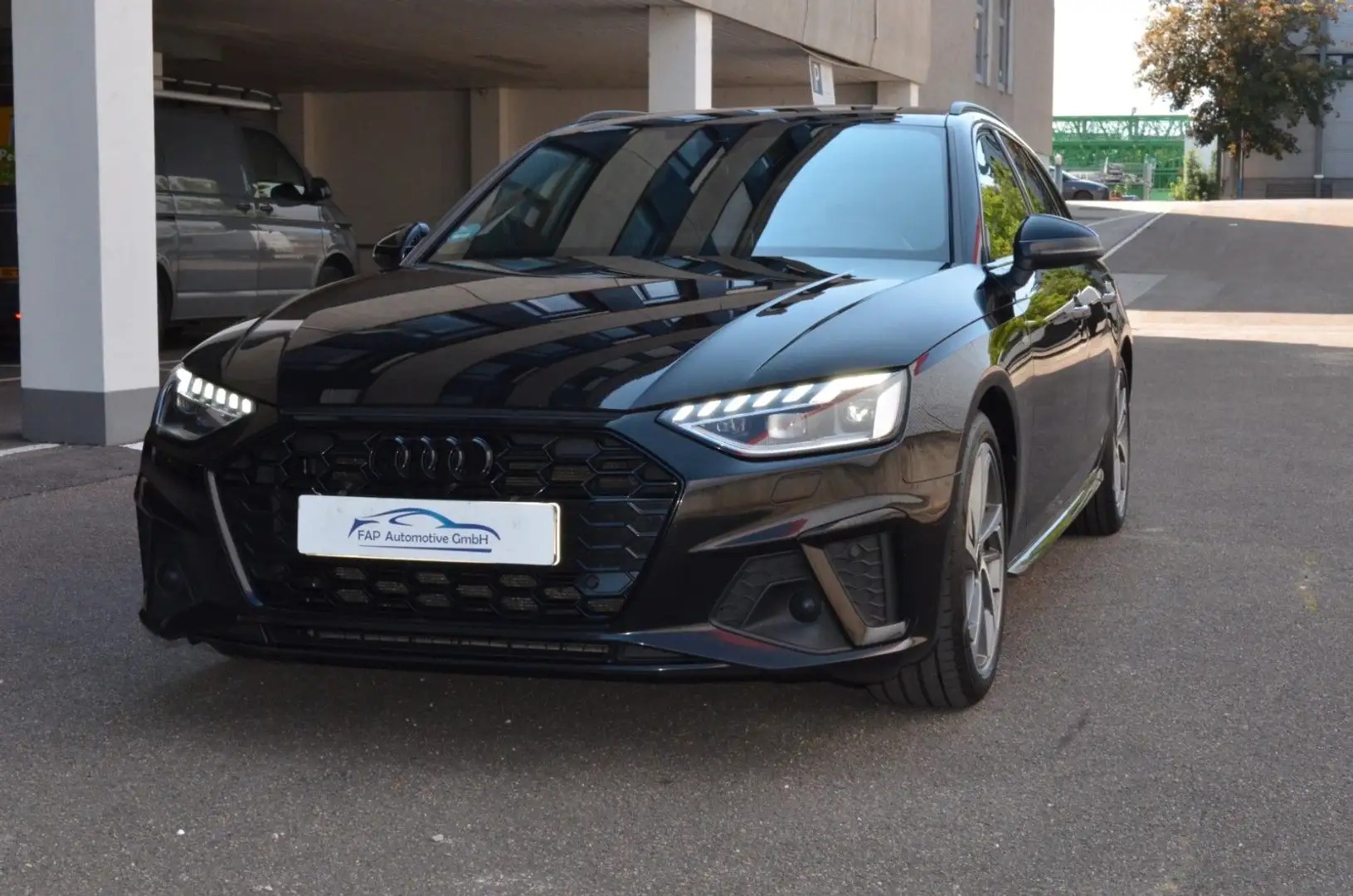 Audi A4 Avant 40 TDI S line TOP Ausstattung Negro - 1