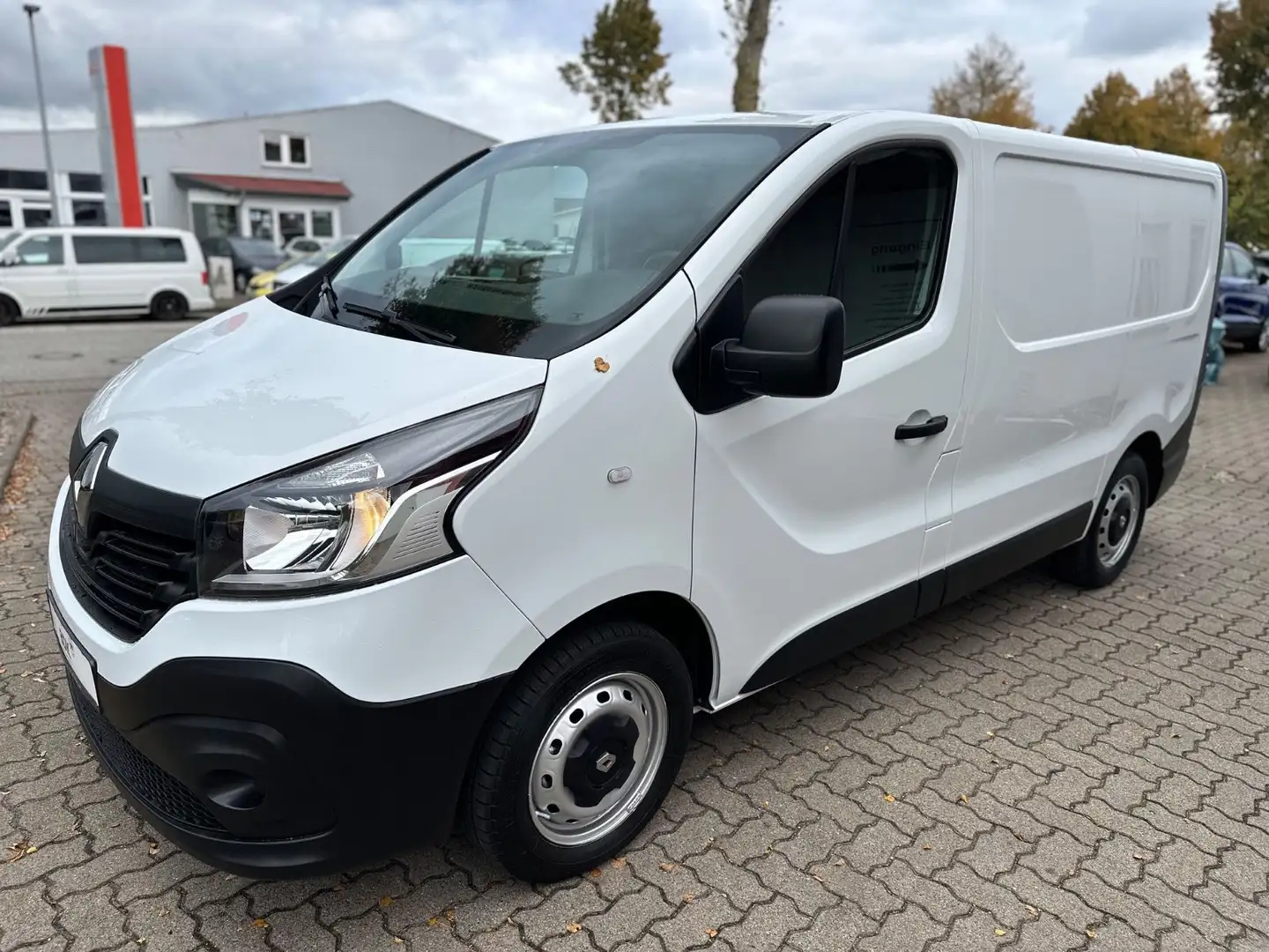 Renault Trafic Kasten L1H1 2,7t Komfort/AHK/KLIMA/ Weiß - 2