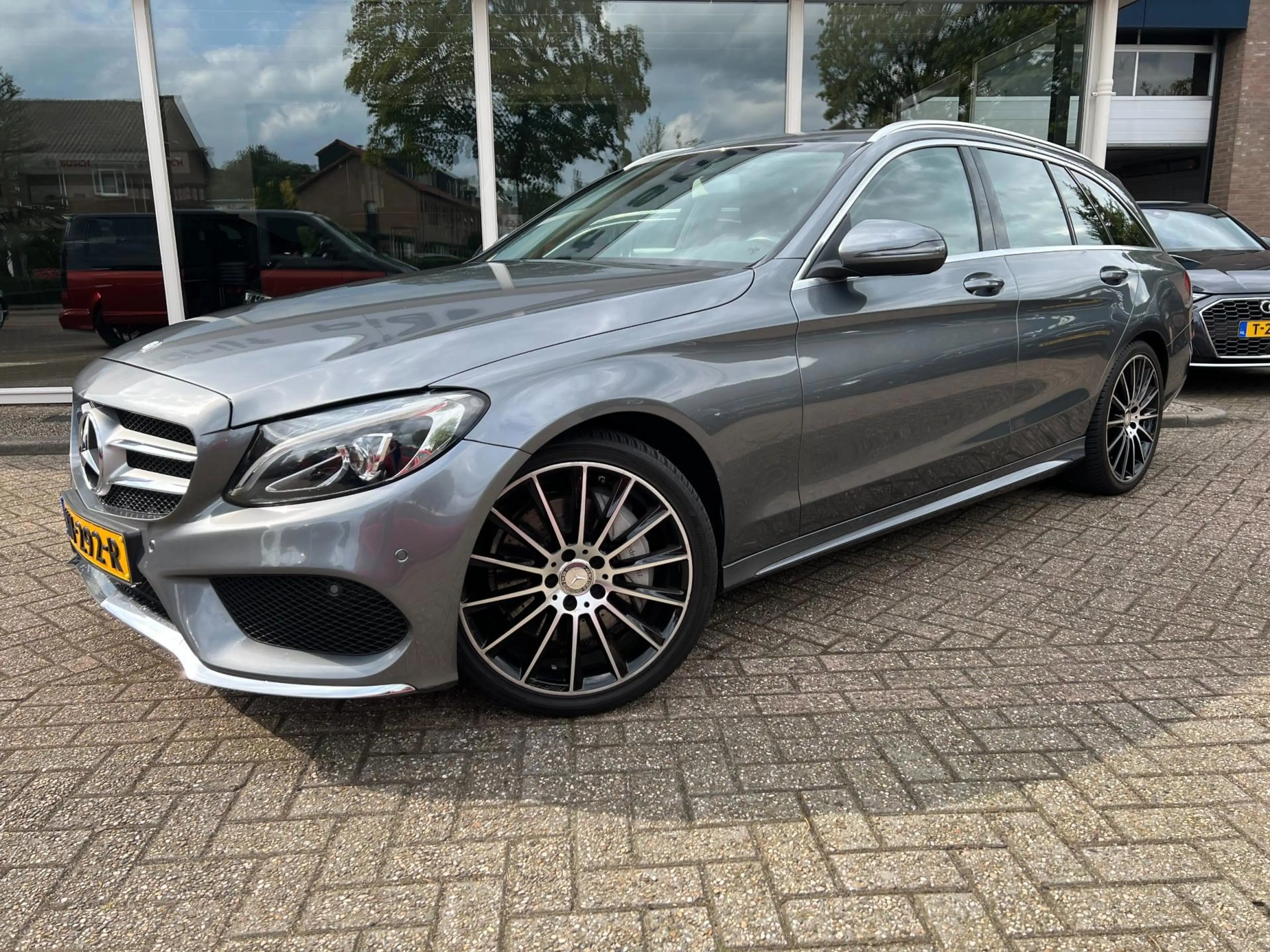 Mercedes-Benz C 350 Estate e Lease Edition — photo 2