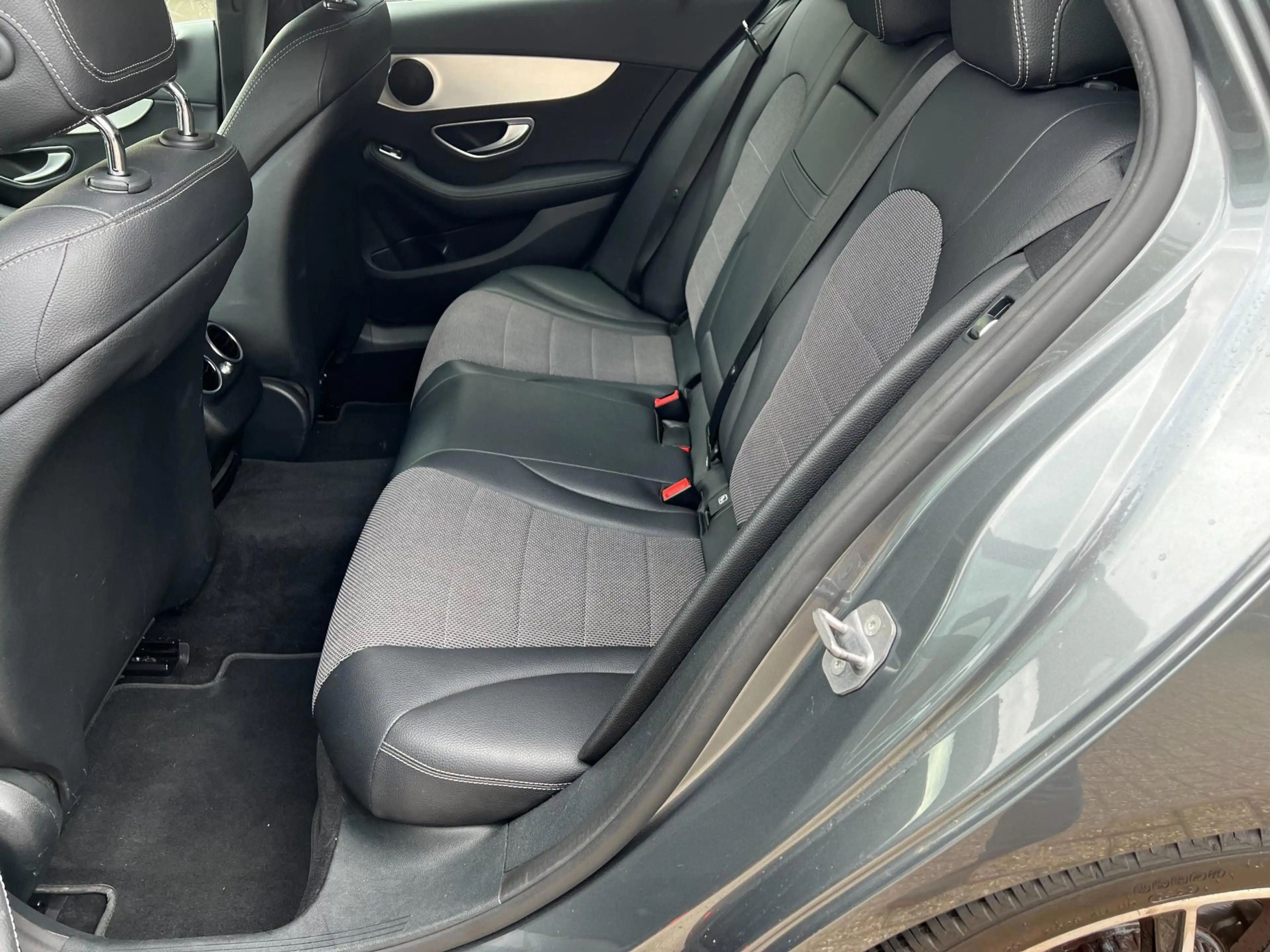 Mercedes-Benz C 350 Estate e Lease Edition — photo 7