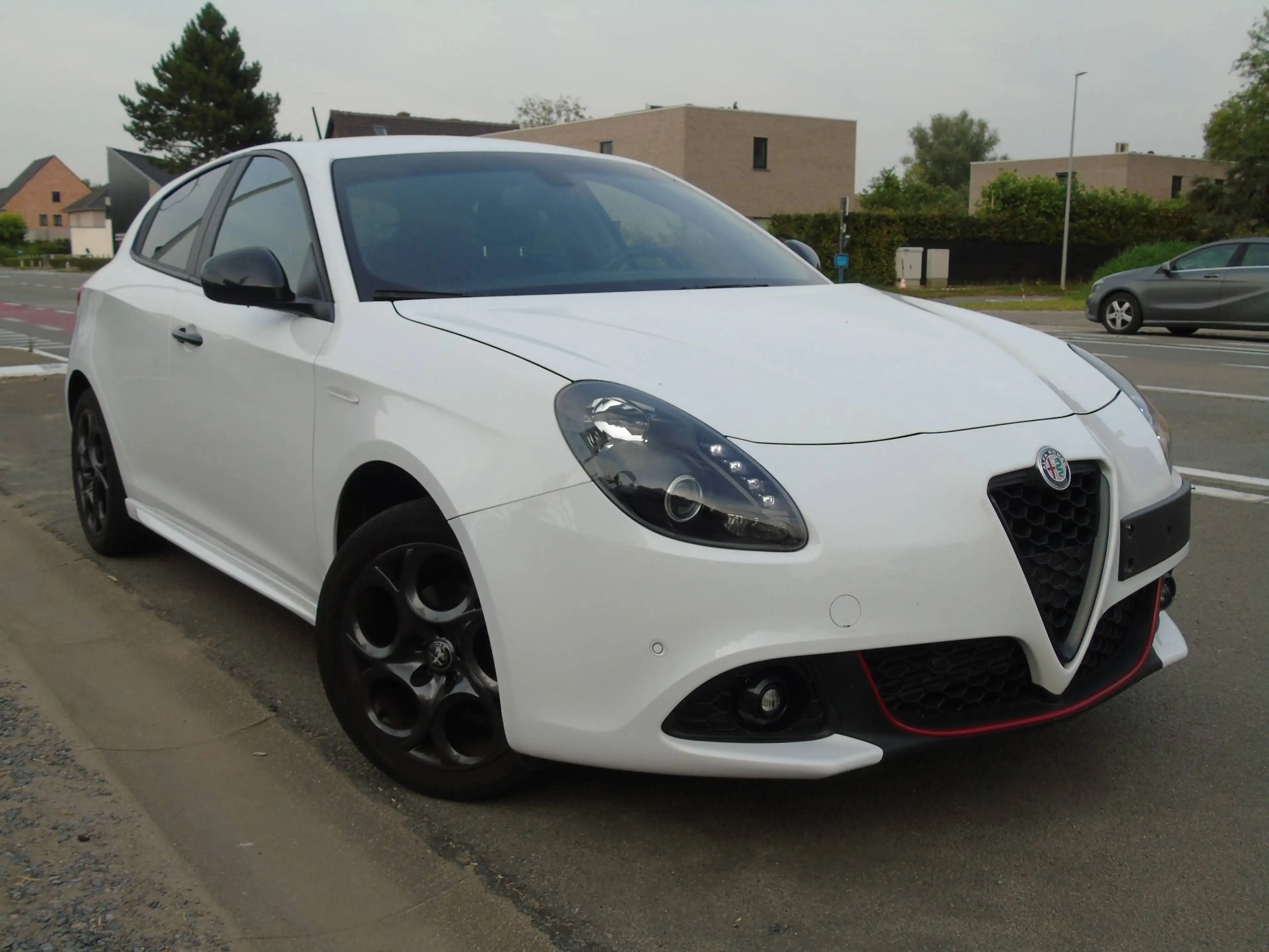 Alfa Romeo Giulietta 1.4 TB Super Sportiva *1e Eigen *Euro6d — photo 3