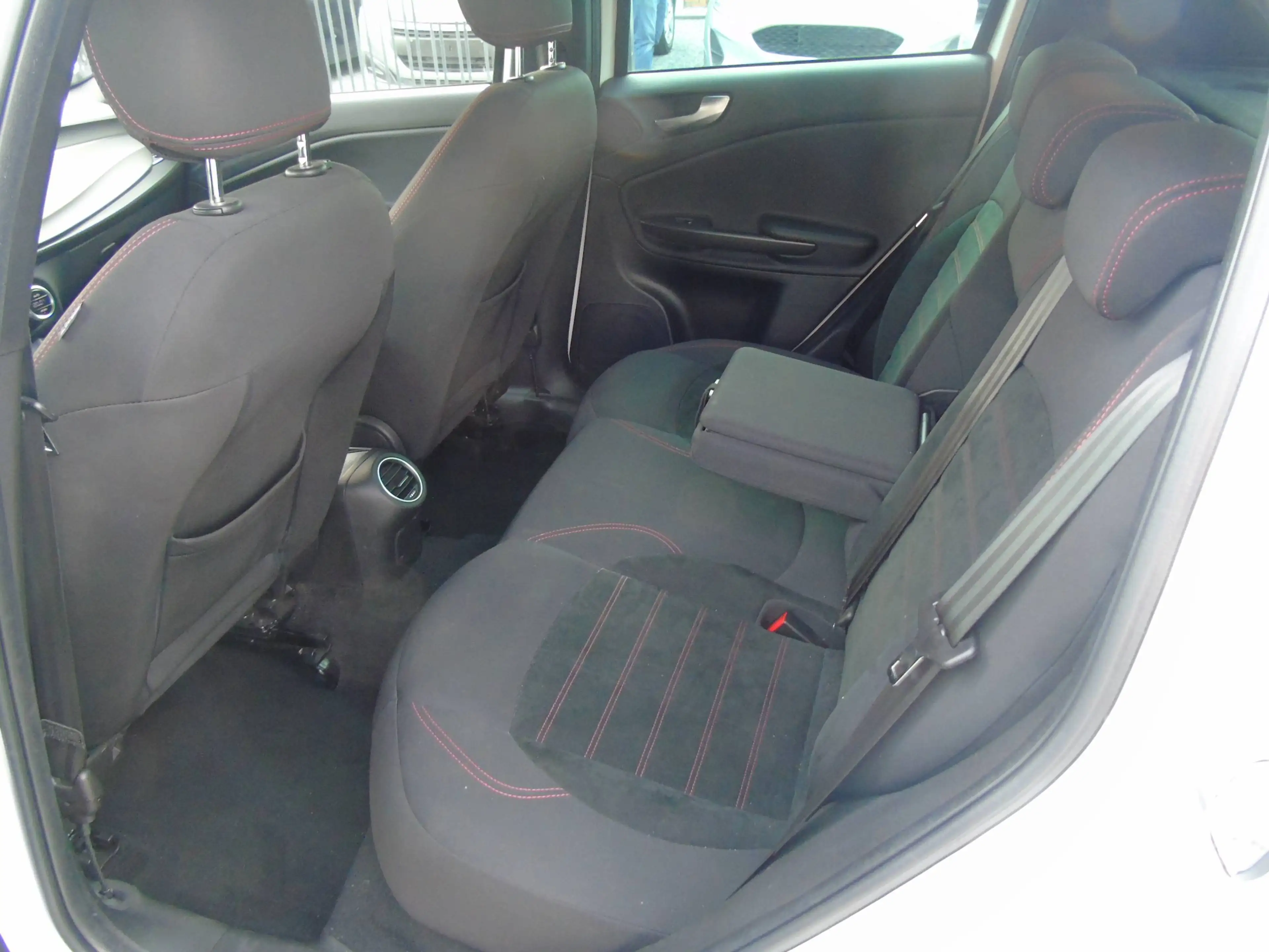 Alfa Romeo Giulietta 1.4 TB Super Sportiva *1e Eigen *Euro6d — photo 13