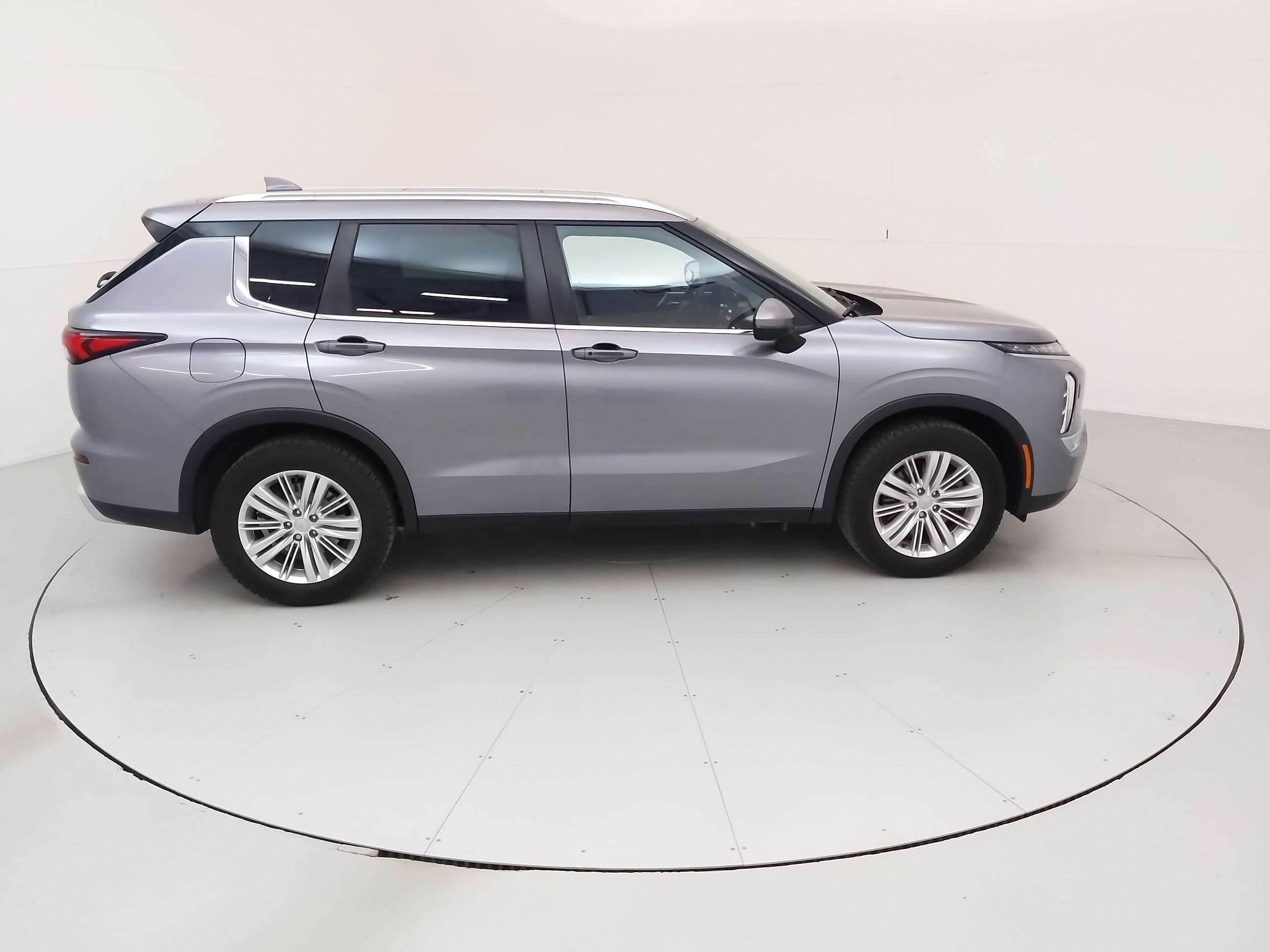 2023 Mitsubishi Outlander