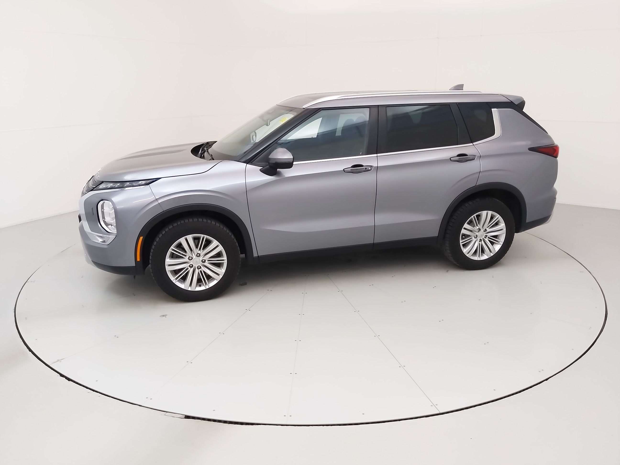 2023 Mitsubishi Outlander