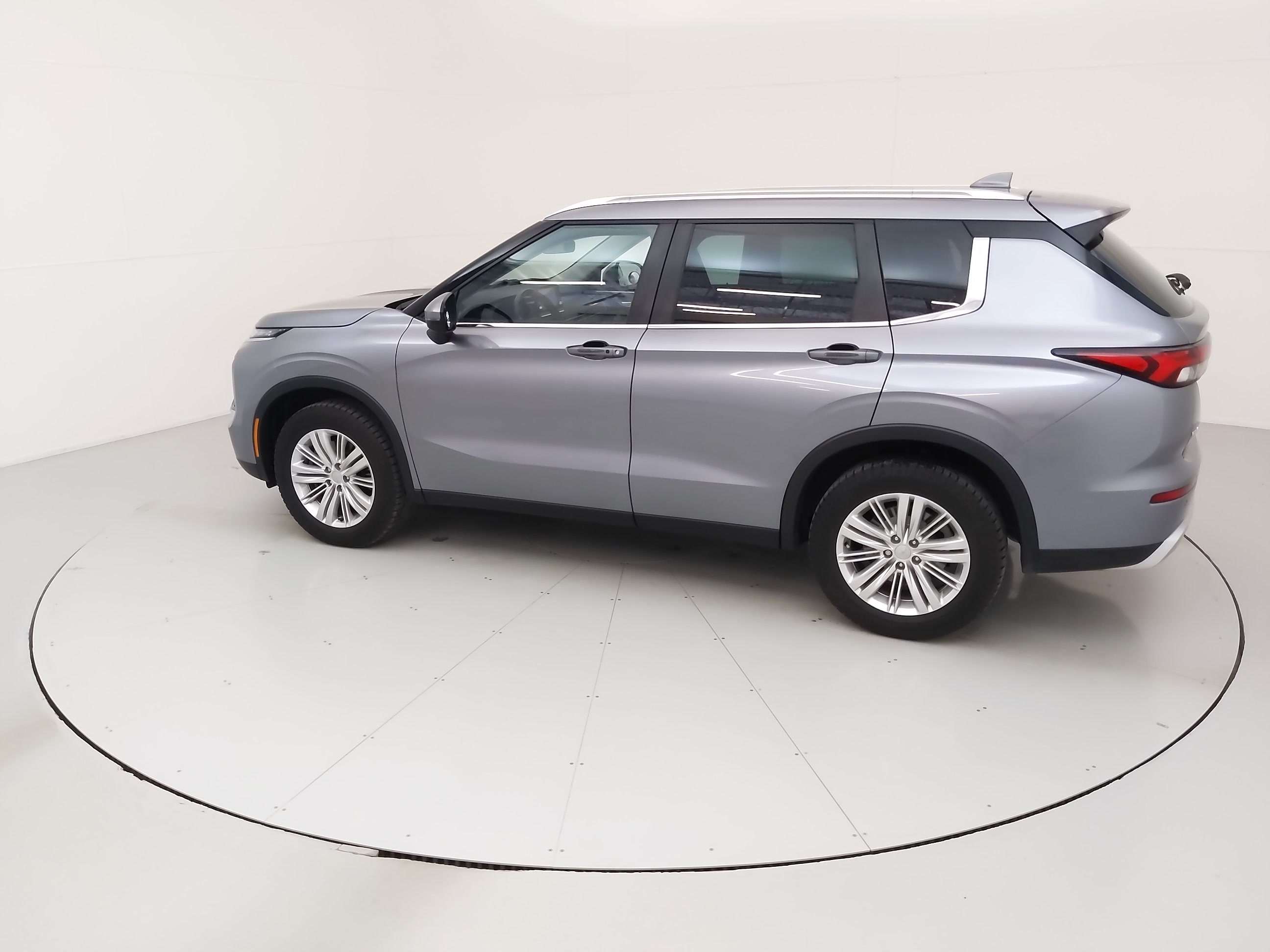 2023 Mitsubishi Outlander