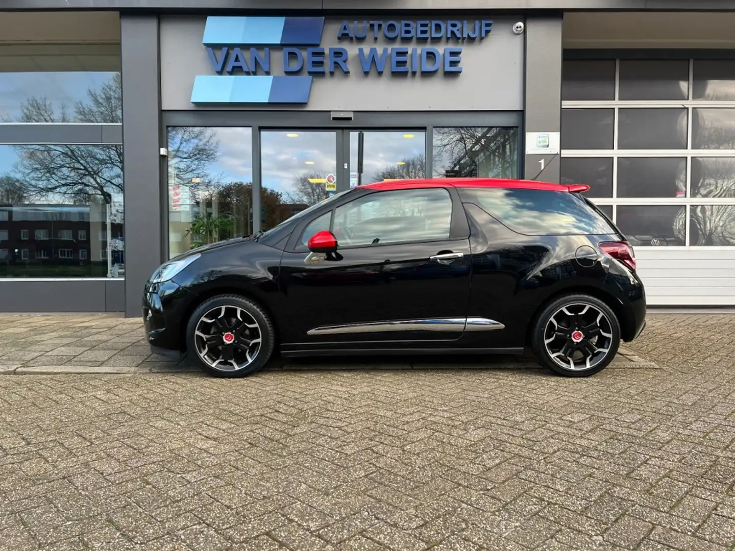Citroen DS3 1.2 PURET SO RED Siyah - 1