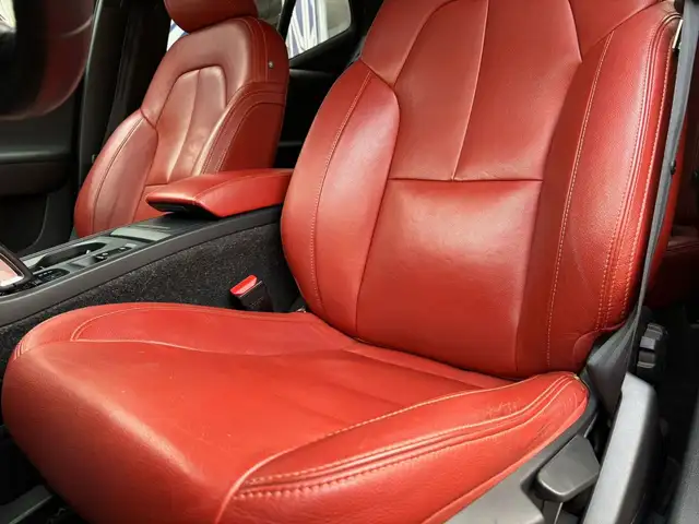 Volvo XC40 view 13