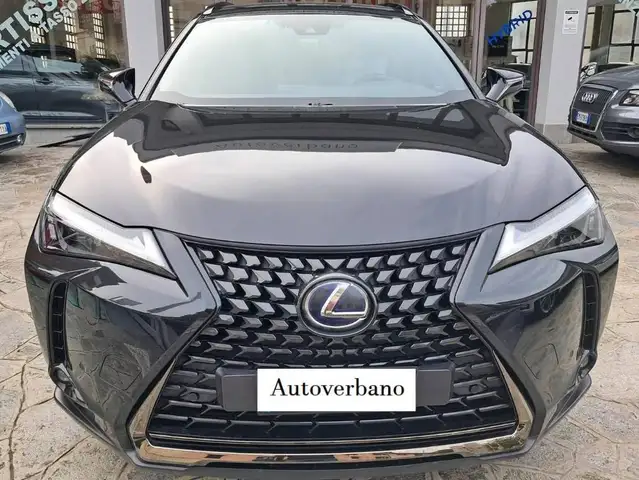 Lexus UX 200 Midnight 4wd cvt