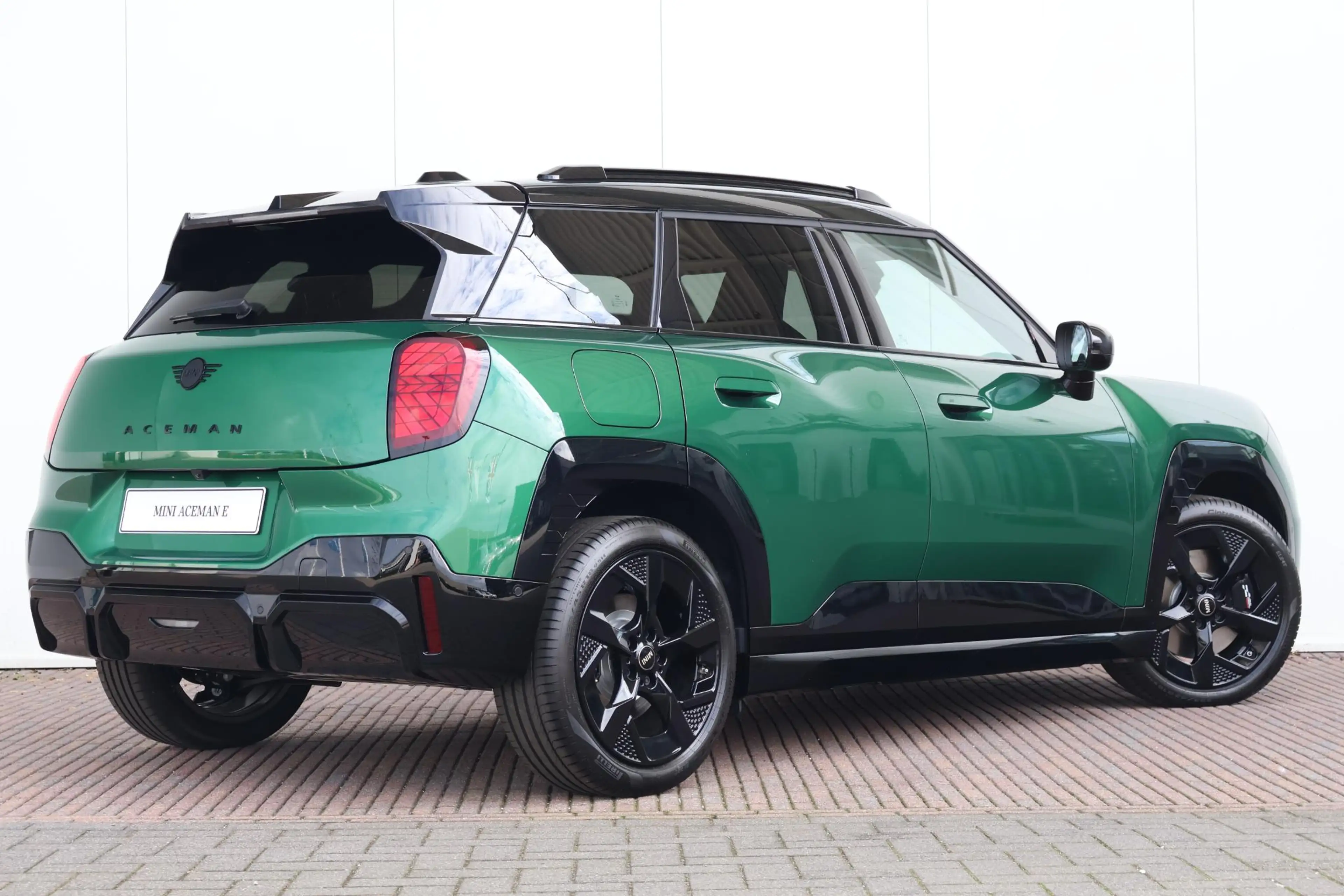MINI Aceman E John Cooper Works | Pakket M — photo 7
