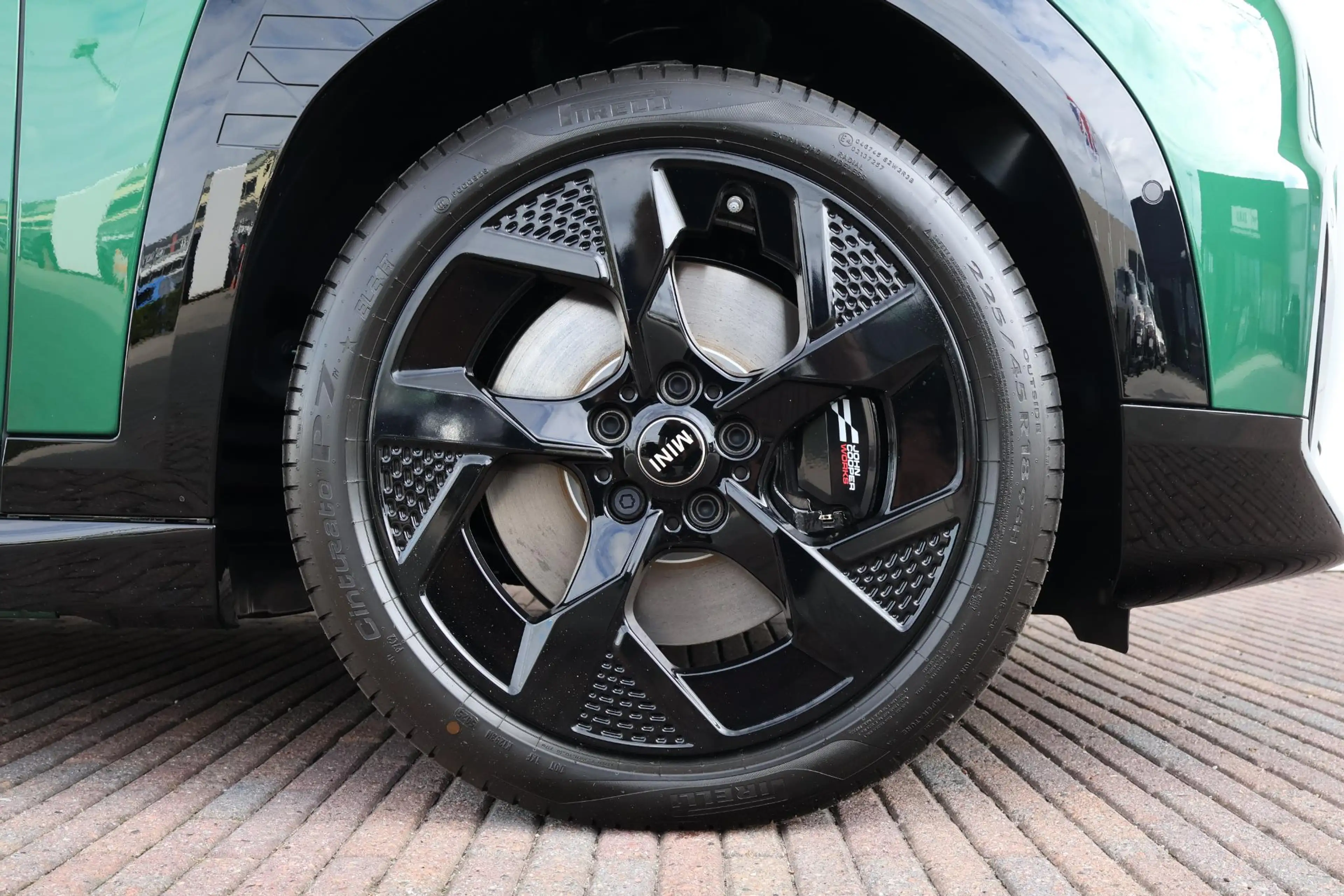 MINI Aceman E John Cooper Works | Pakket M — photo 6