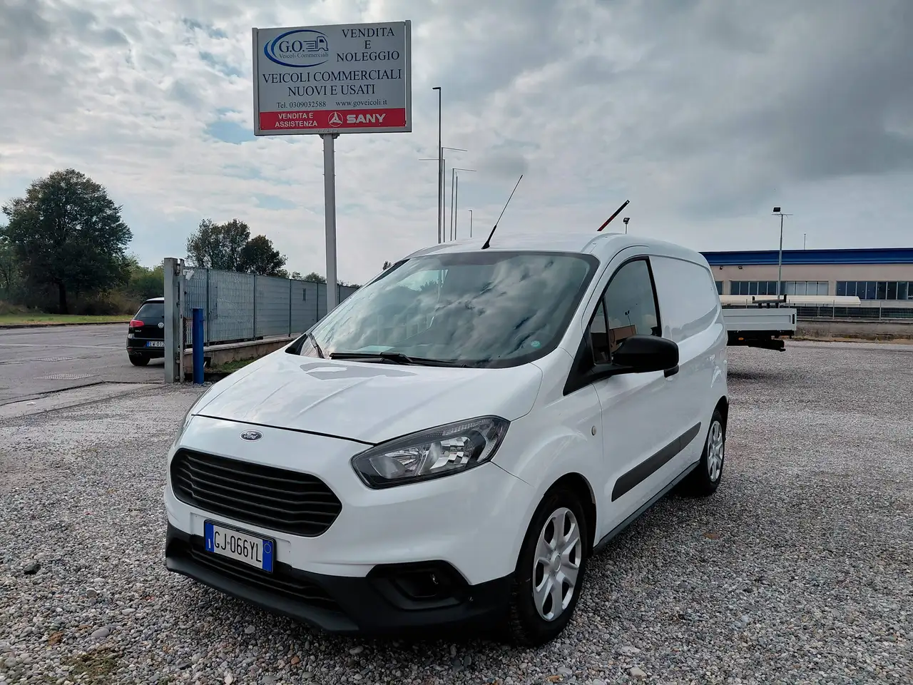 Ford Courier