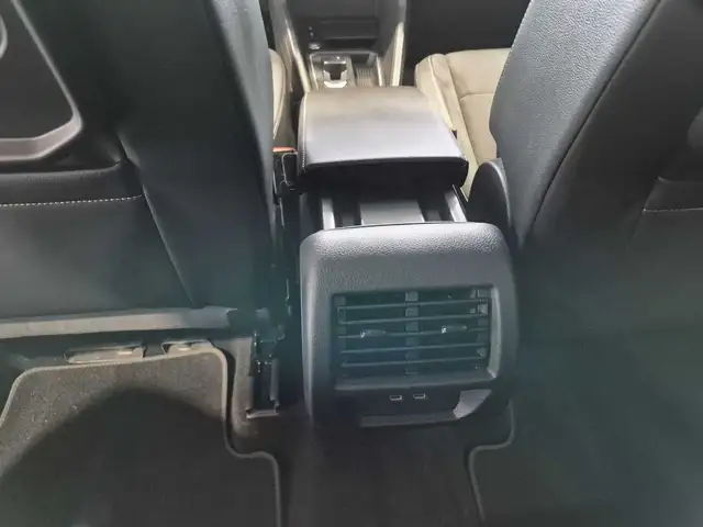 Volkswagen Caddy Maxi view 13