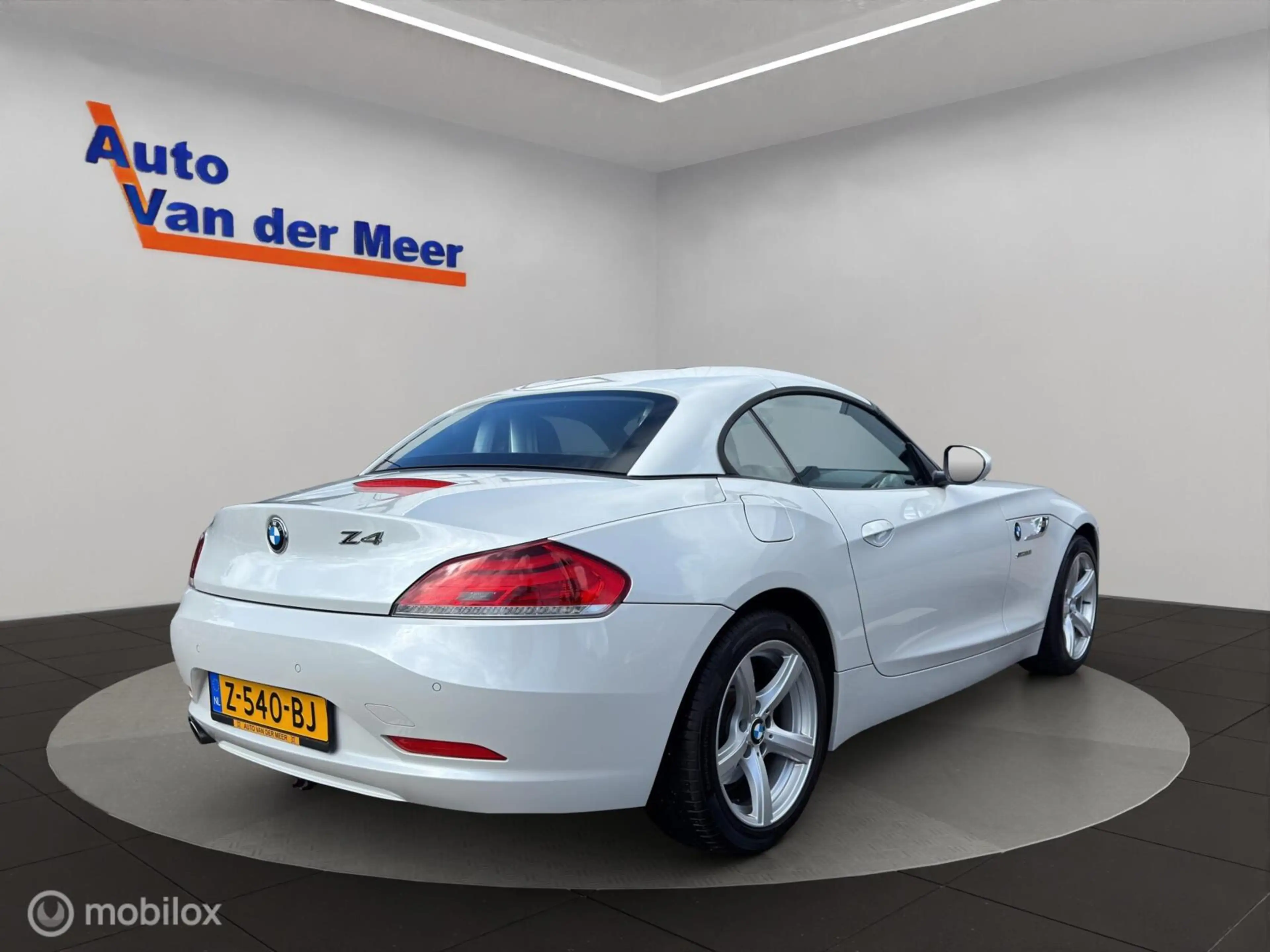 BMW Z4 Roadster sDrive20i High Executive — photo 3
