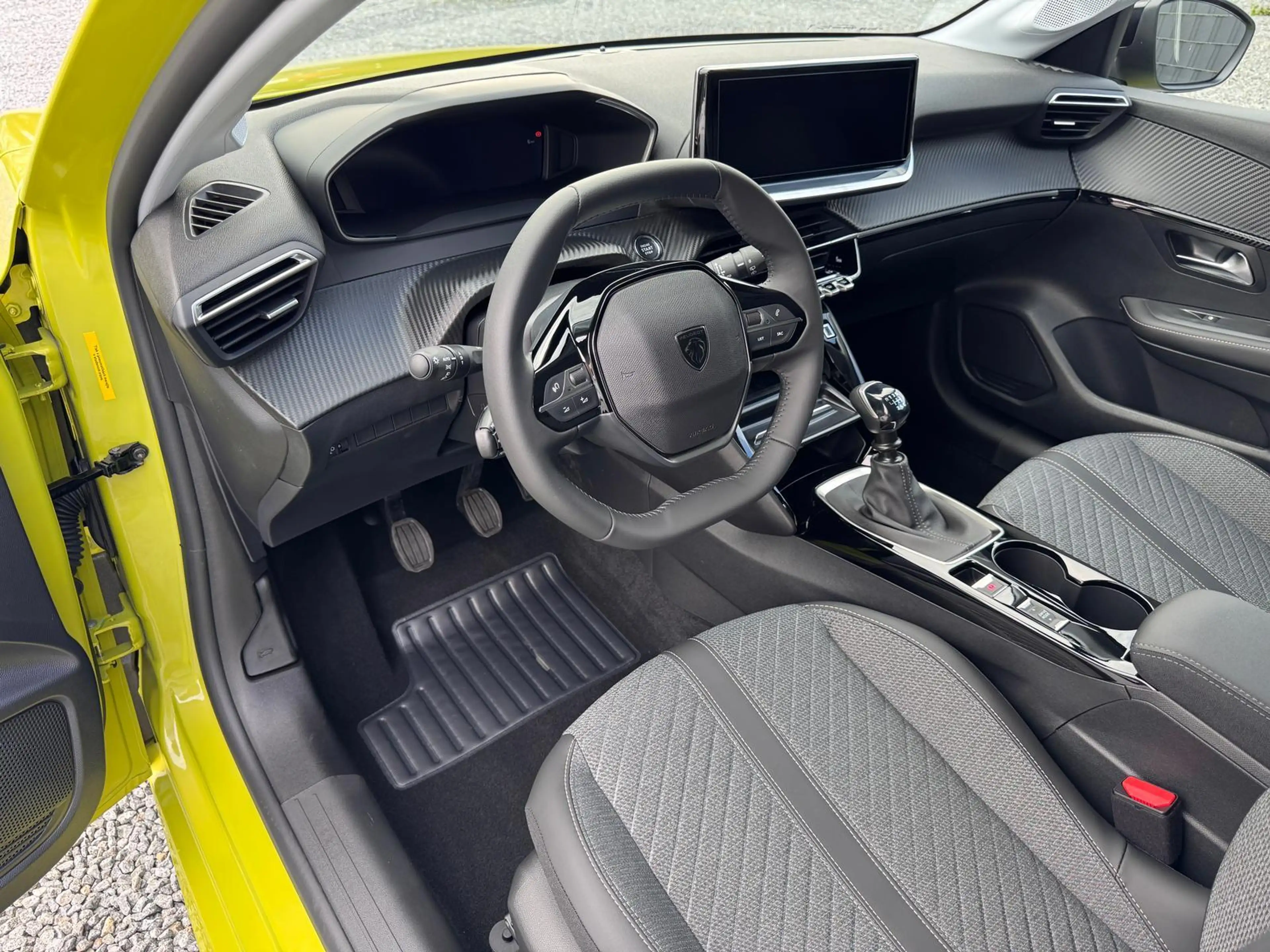Peugeot 208 Allure 74 kW (101 PS), Schaltgetriebe, Frontant... — photo 8