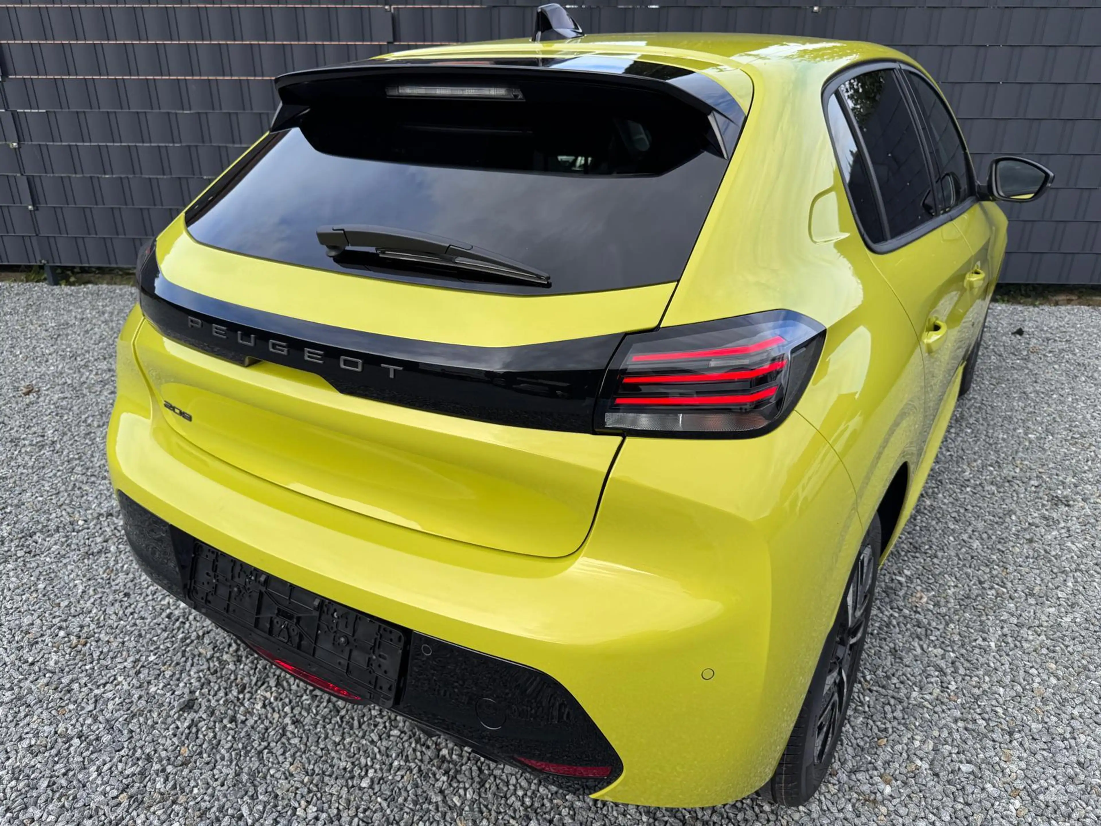 Peugeot 208 Allure 74 kW (101 PS), Schaltgetriebe, Frontant... — photo 6