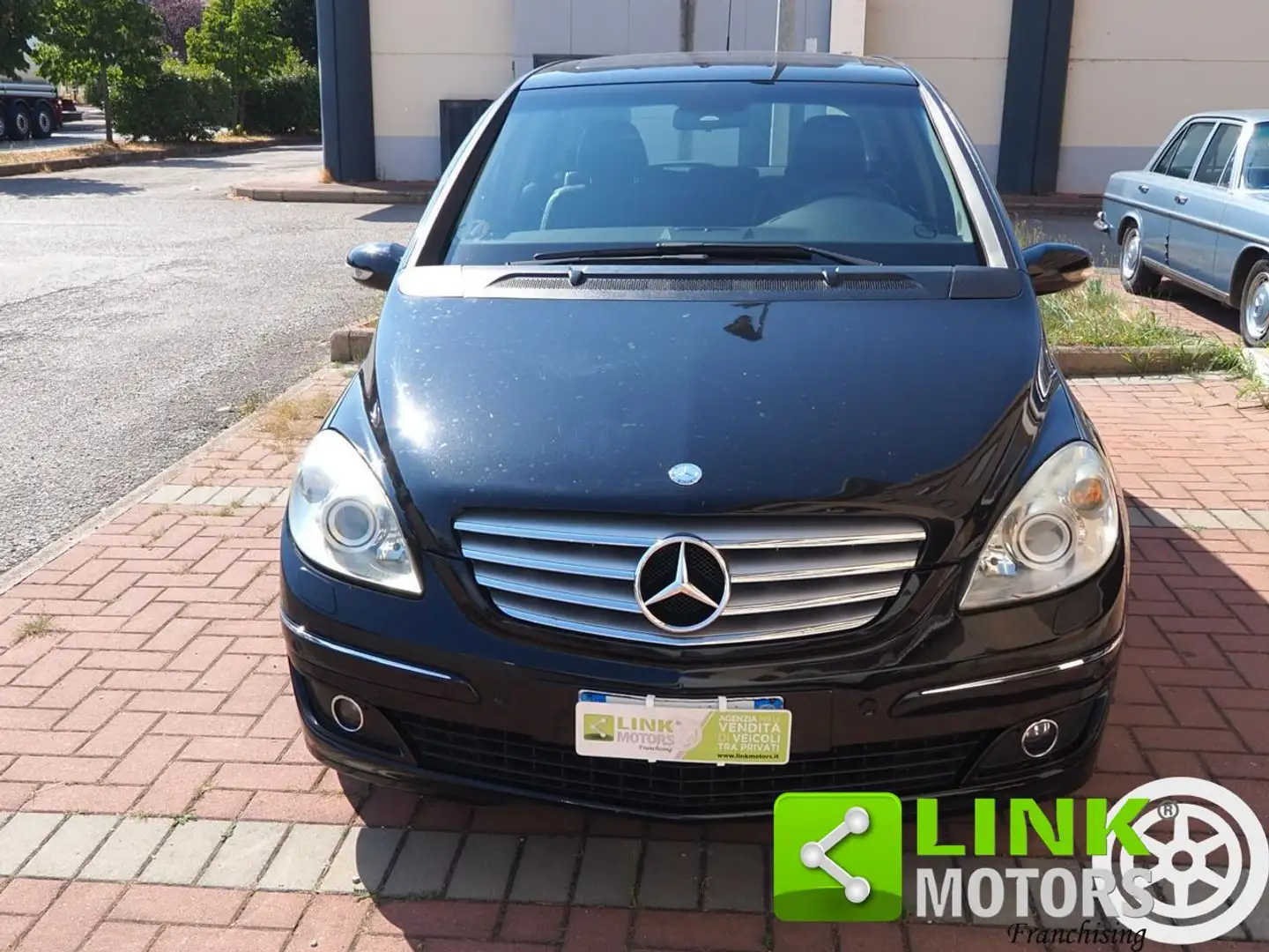Mercedes-Benz B 170 BENZINAGPL FINANZIABILE Nero - 2