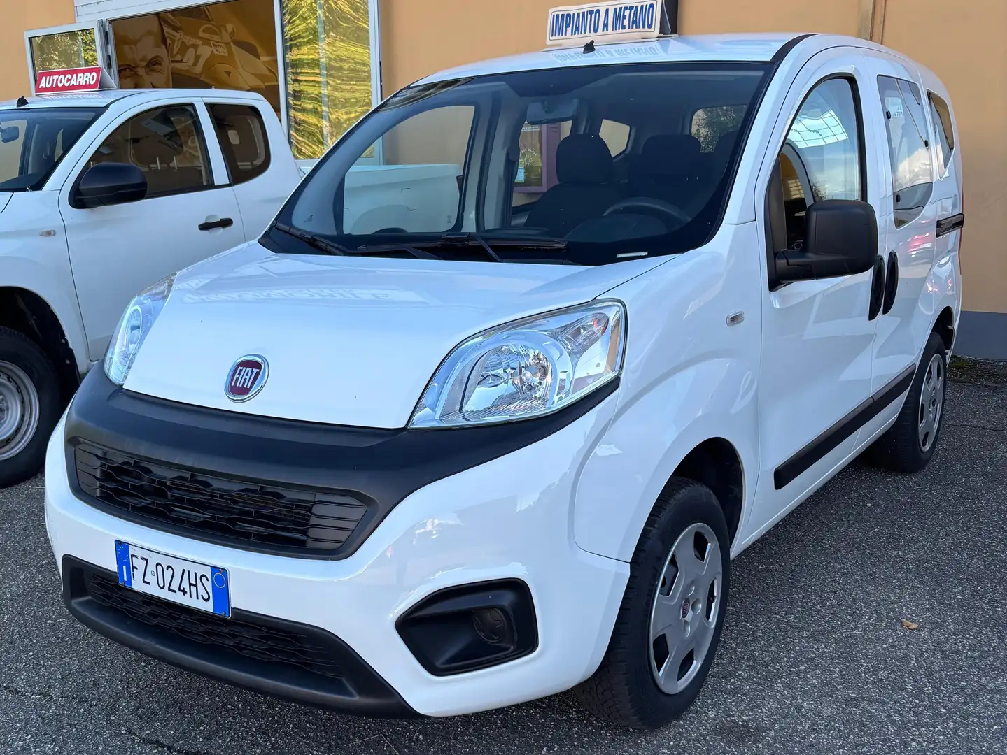 Fiat Qubo Qubo 1.4 8v natural power Easy 70cv my19 Bianco - 1