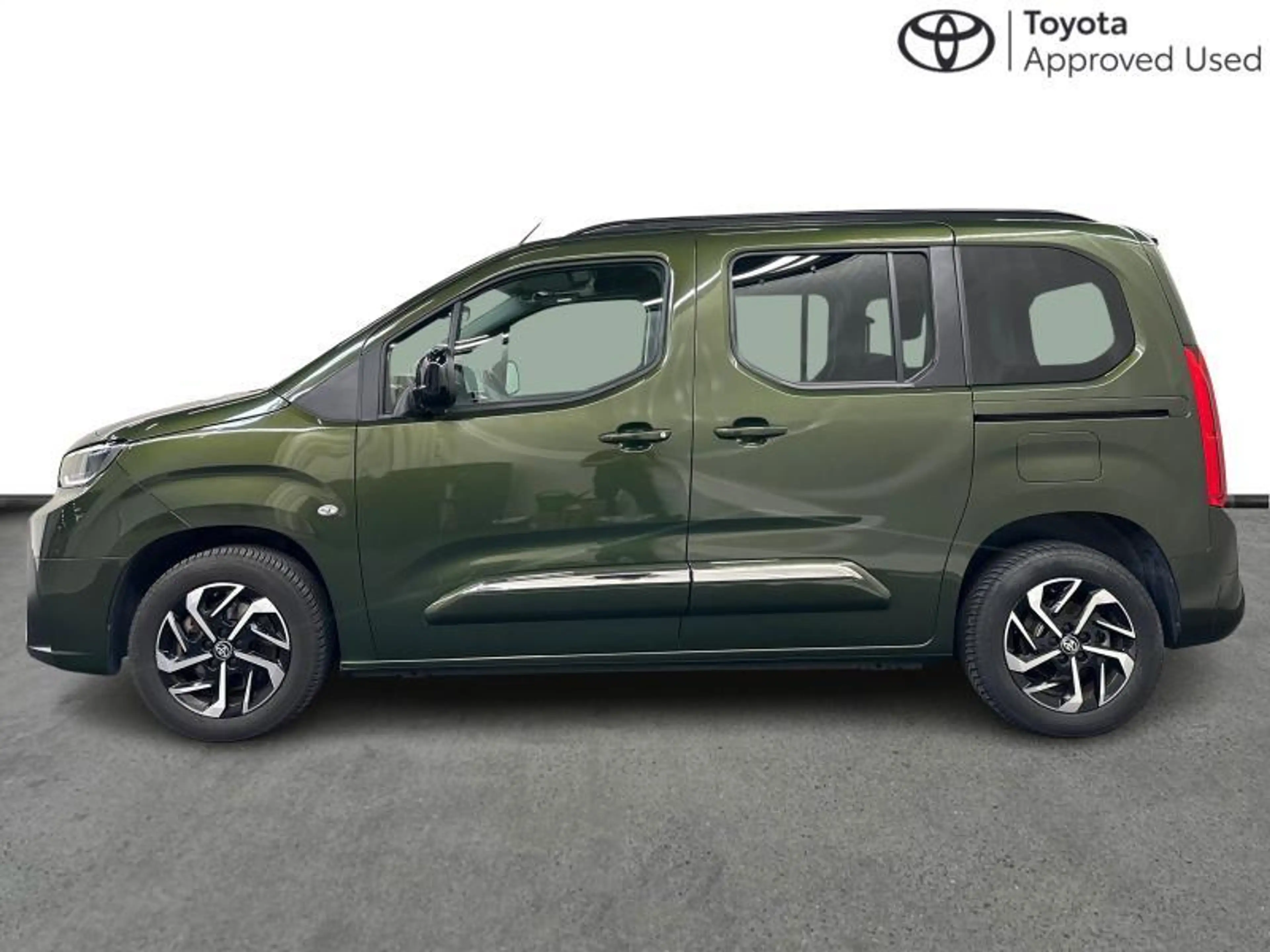 Toyota Proace City VERSO SWB Family 5pl 1.2 — photo 3