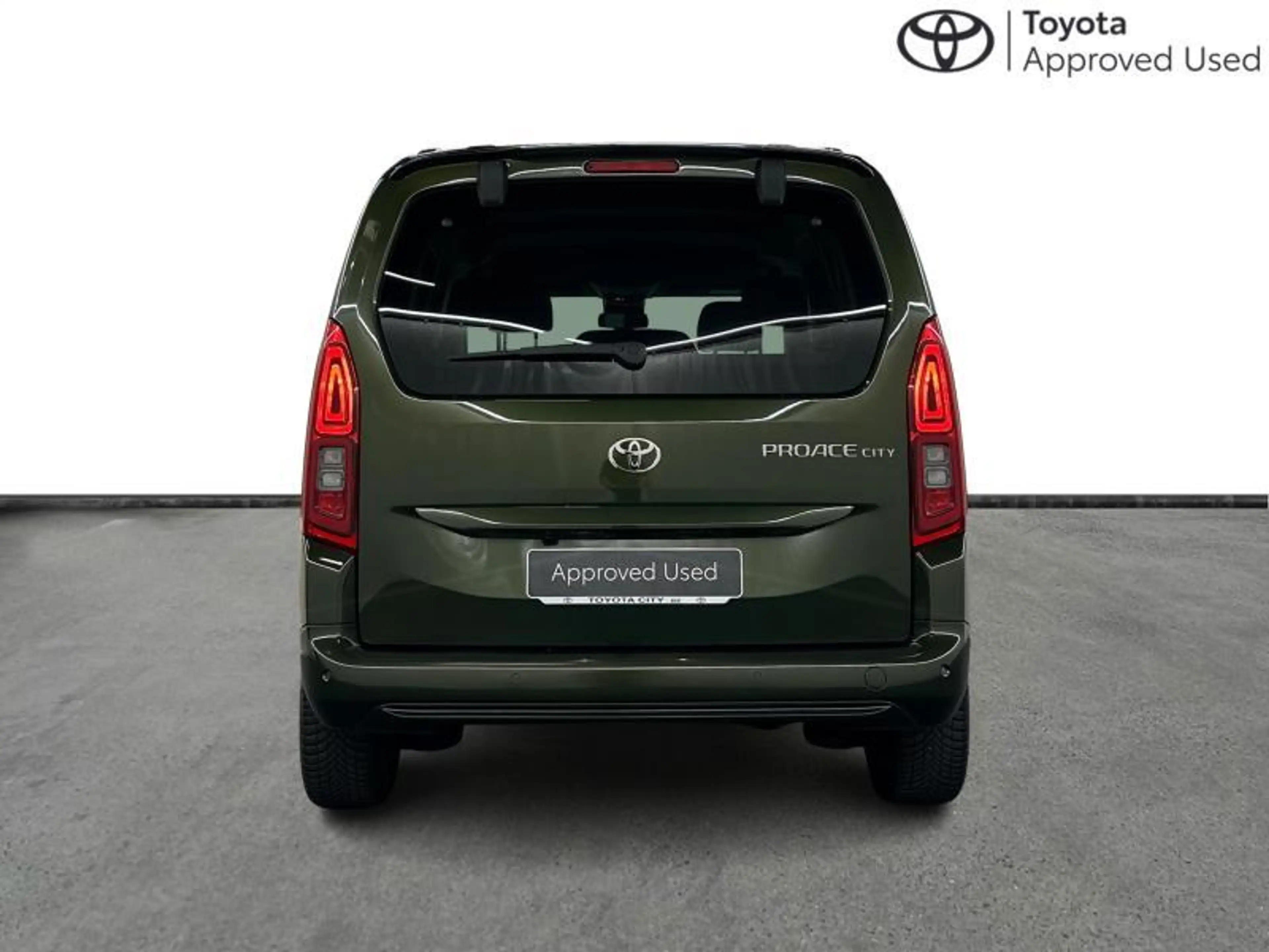 Toyota Proace City VERSO SWB Family 5pl 1.2 — photo 4