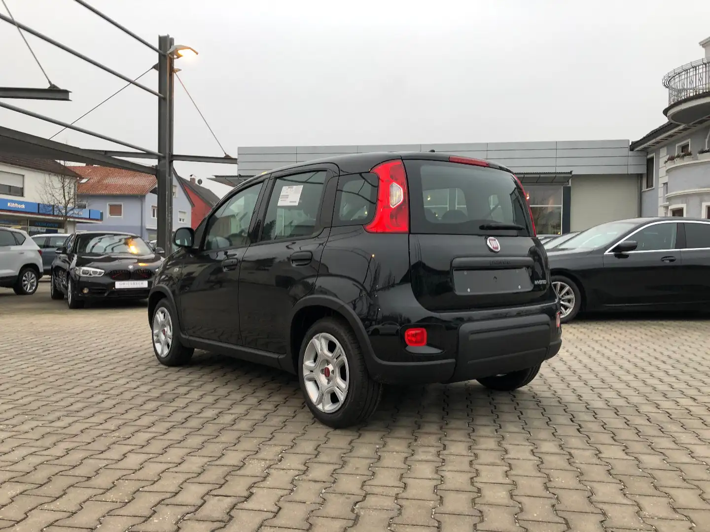 Fiat New Panda 1.0 Hybrid *5 Sitzer Klima Komfort* Чорний - 2