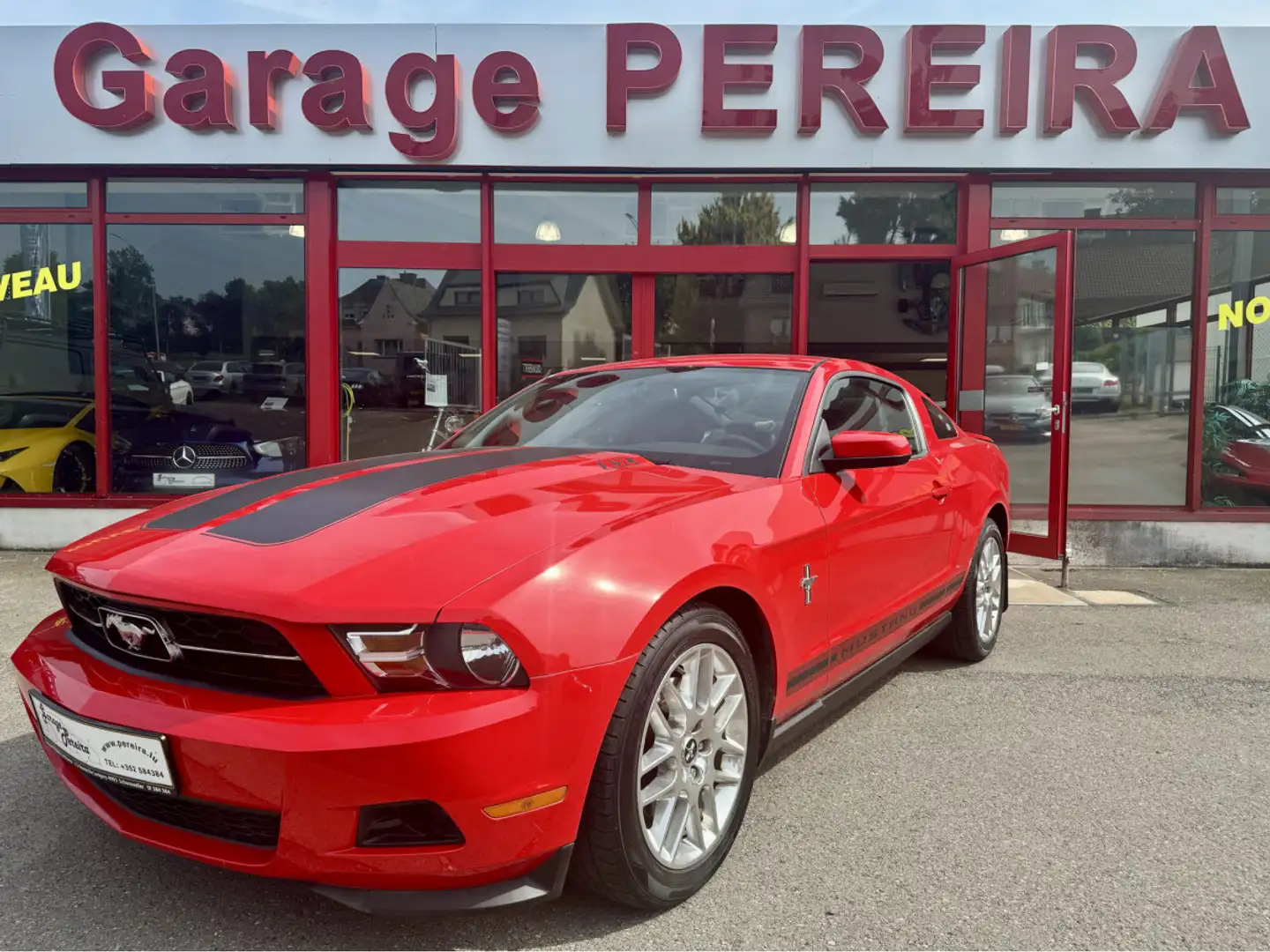 Ford Mustang 3.7 V6 CUIR Rouge - 2