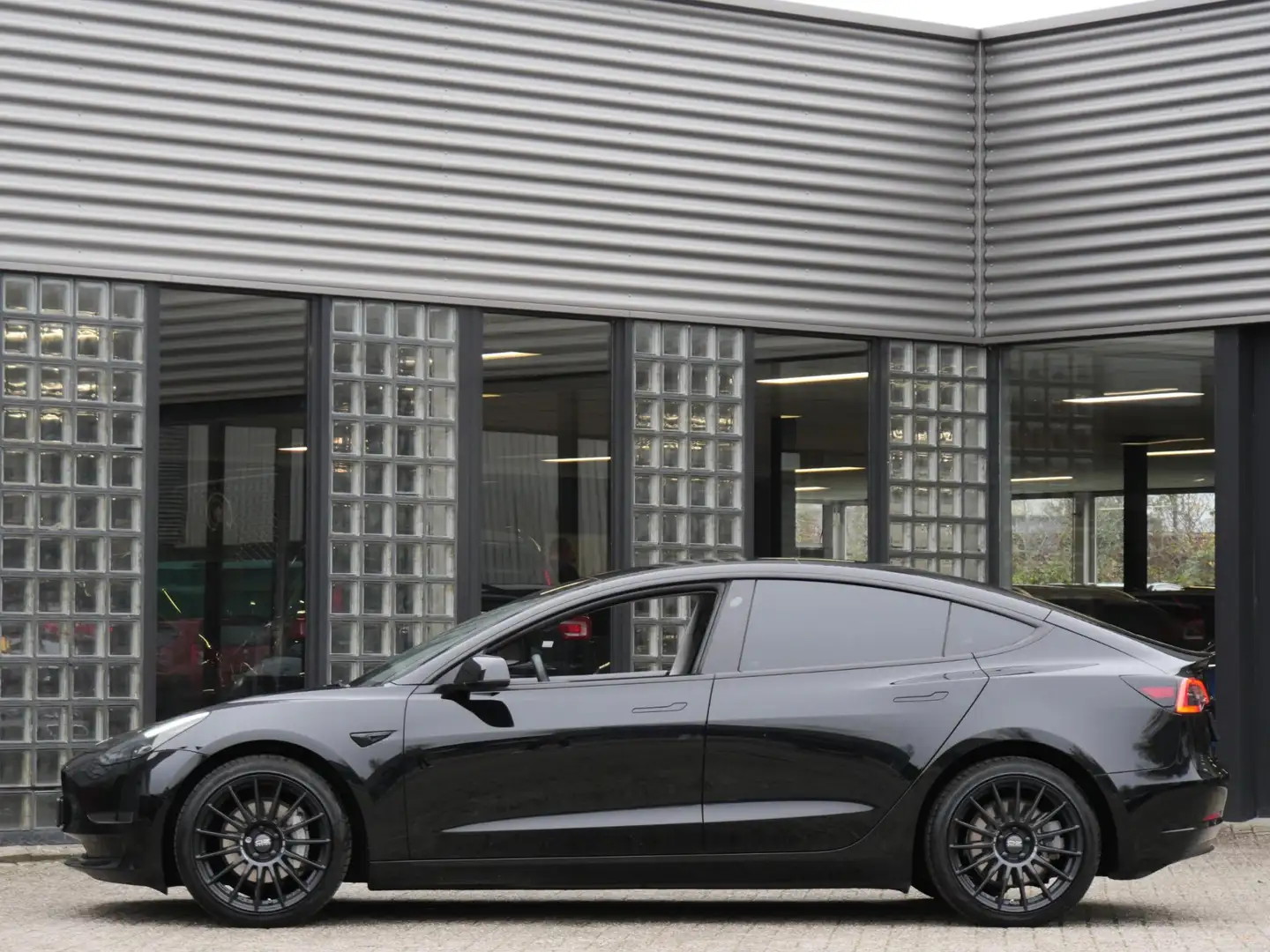 Tesla Model 3 LONG RANGE AWD 75kWh/ ELEKT. KLEP/ WARMTEPOMP/ STU Negro - 2