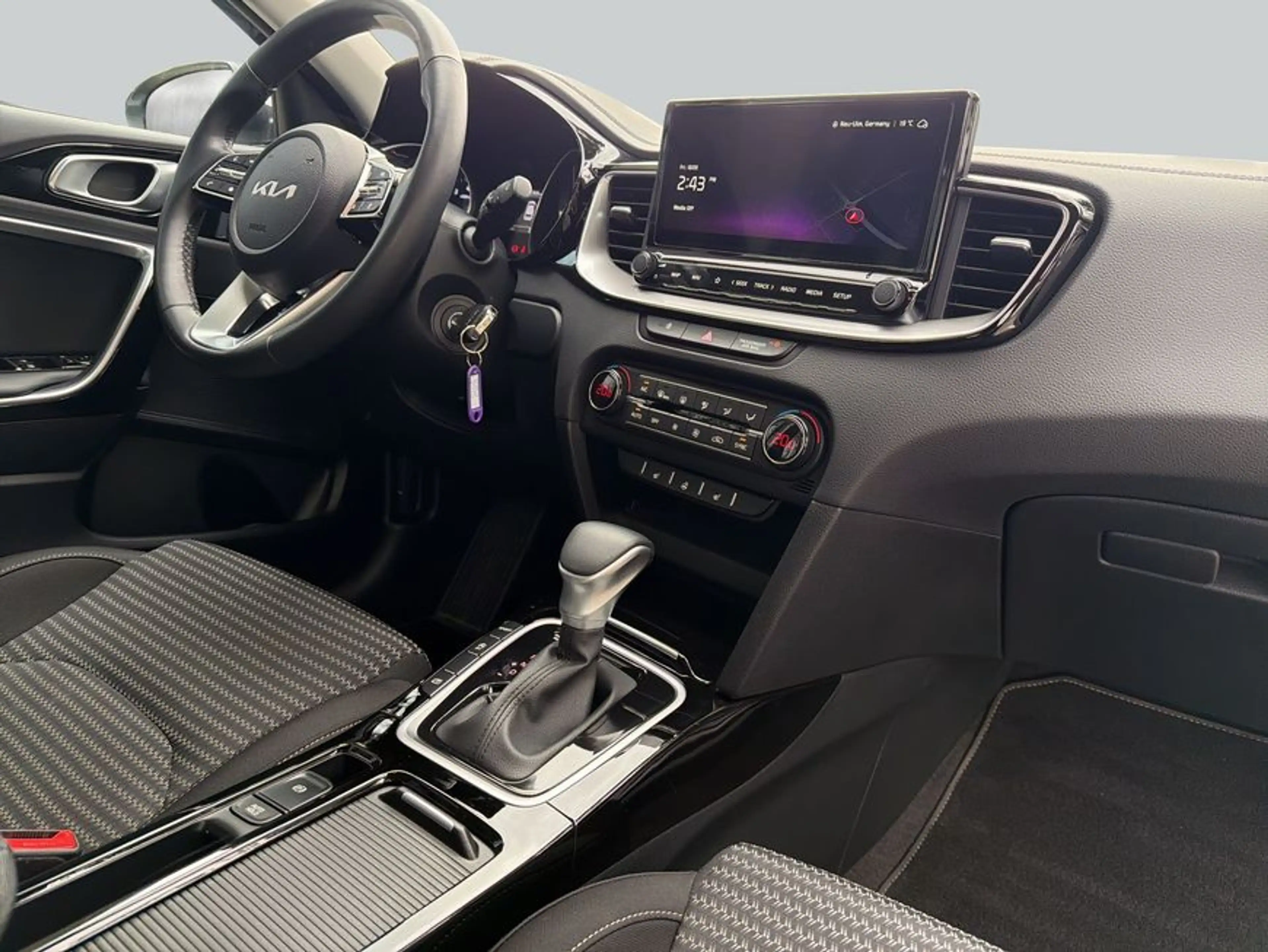 Kia Ceed / cee'd Ceed 1.5 T-GDI DCT7 OPF Spirit — photo 15