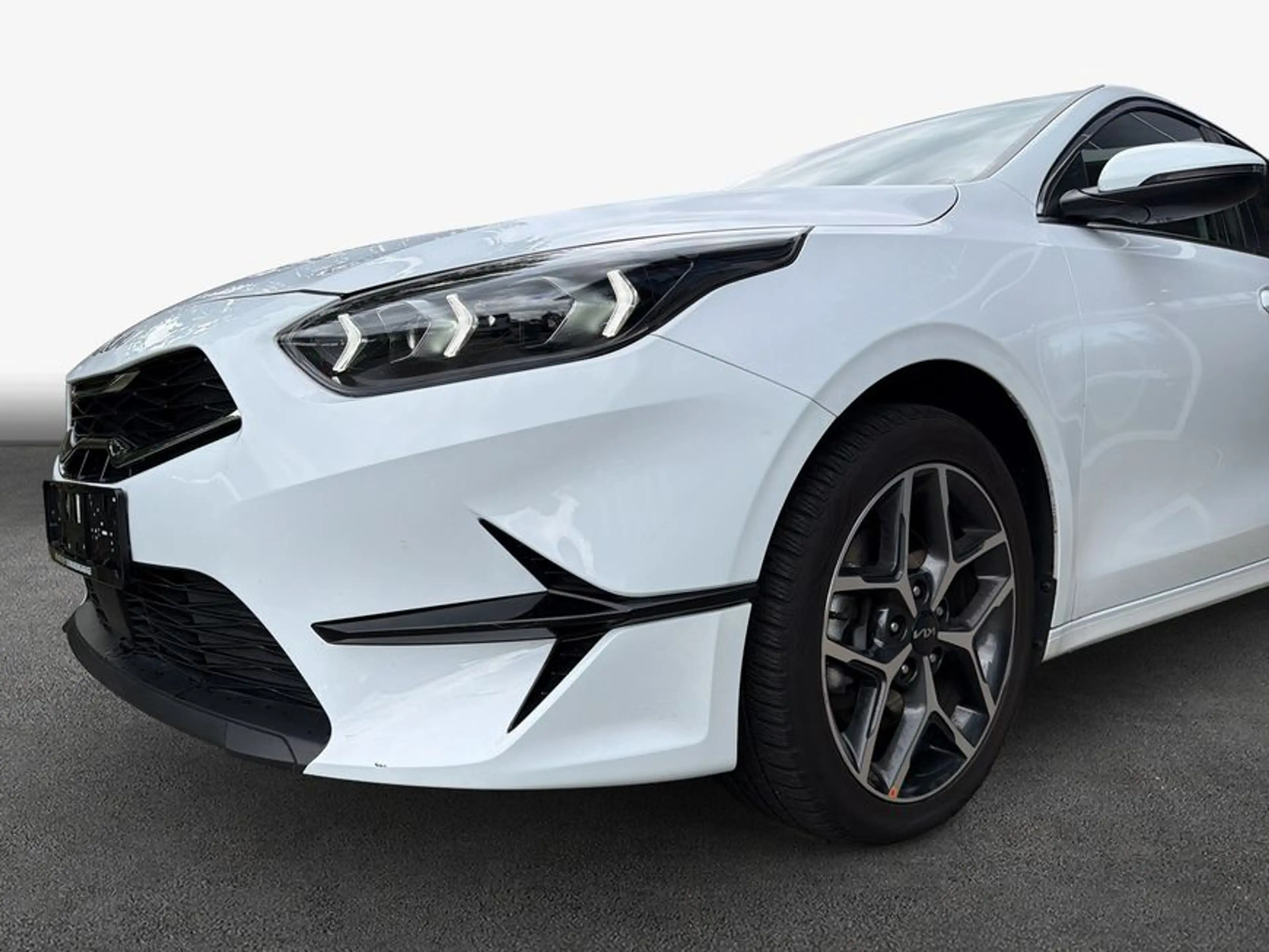 Kia Ceed / cee'd Ceed 1.5 T-GDI DCT7 OPF Spirit — photo 6
