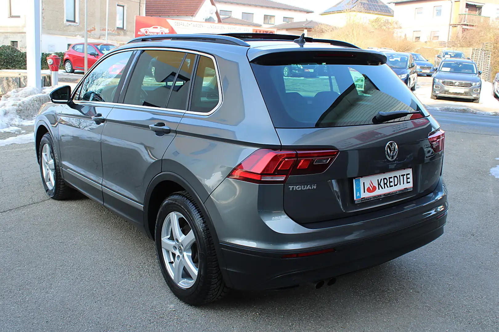 Volkswagen Tiguan 1,4 TSI Comfortline *Panorama, KESSY, NAVI* Grau - 2
